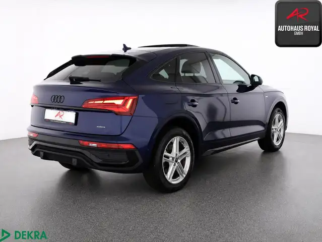 Audi Q5 view 5