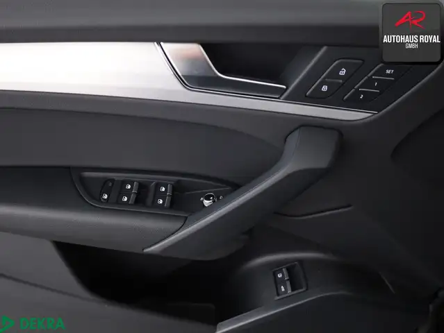 Audi Q5 view 15
