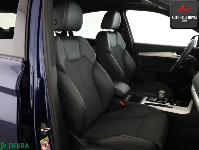 Audi Q5 view 11