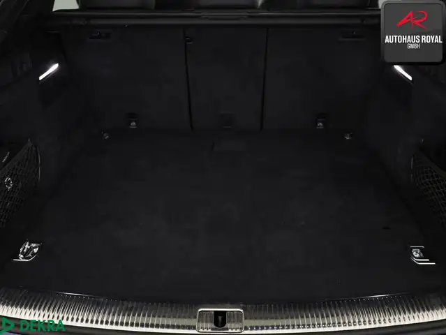 Audi Q5 view 14