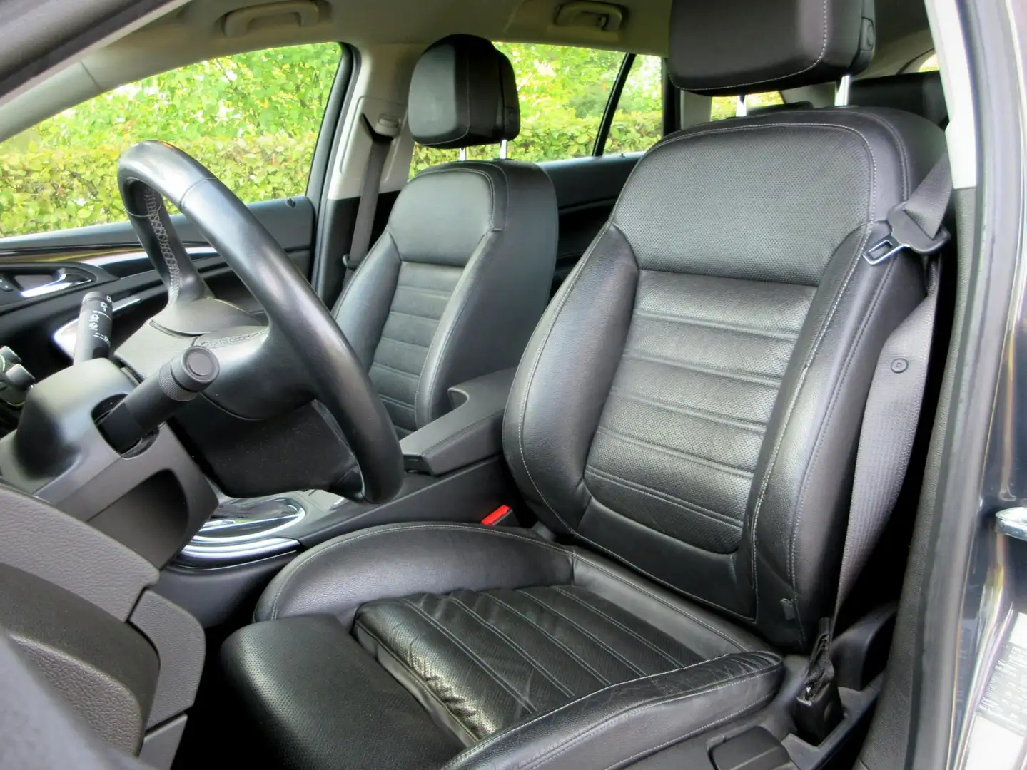 Opel Insignia Sports Tourer 1.6 T Cosmo Automaat*Navi*Leder*Came Grau - 2