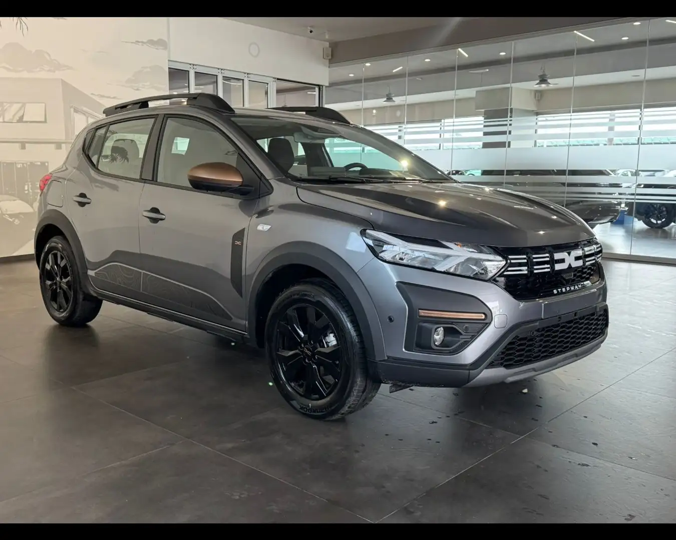 Dacia Sandero 3ª serie Stepway 1.0 TCe ECO-G Extreme Grigio - 2