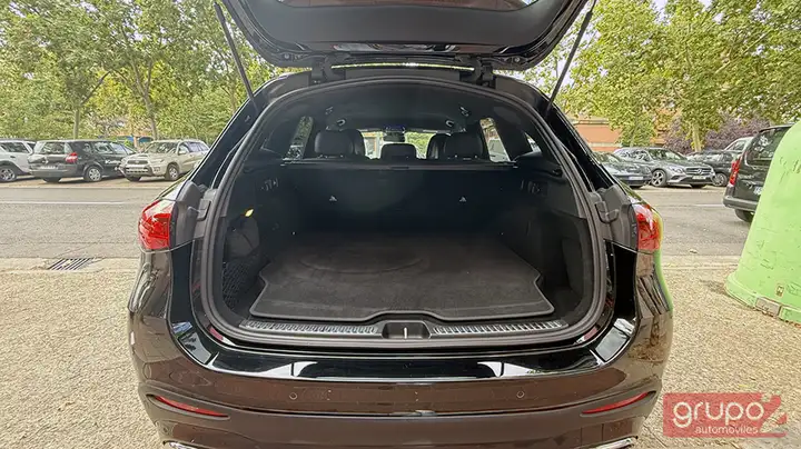 Mercedes-Benz GLC 2023, foto 9