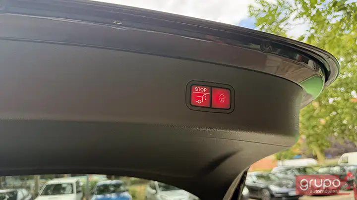 Mercedes-Benz GLC 2023, foto 10