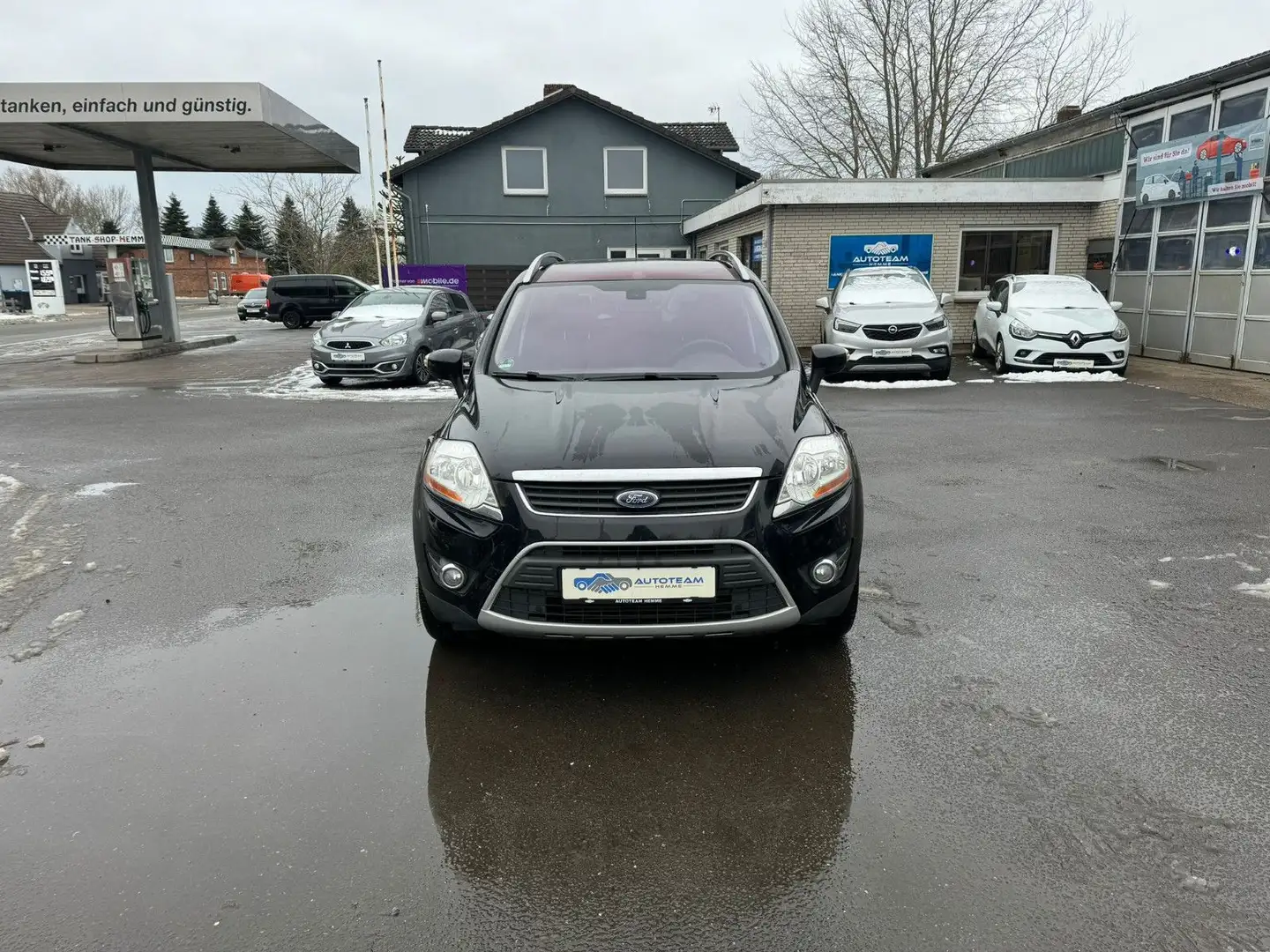 Ford Kuga Titanium AUTOMATIK/AHK/LEDER/PANO/TEMPOMAT - 2