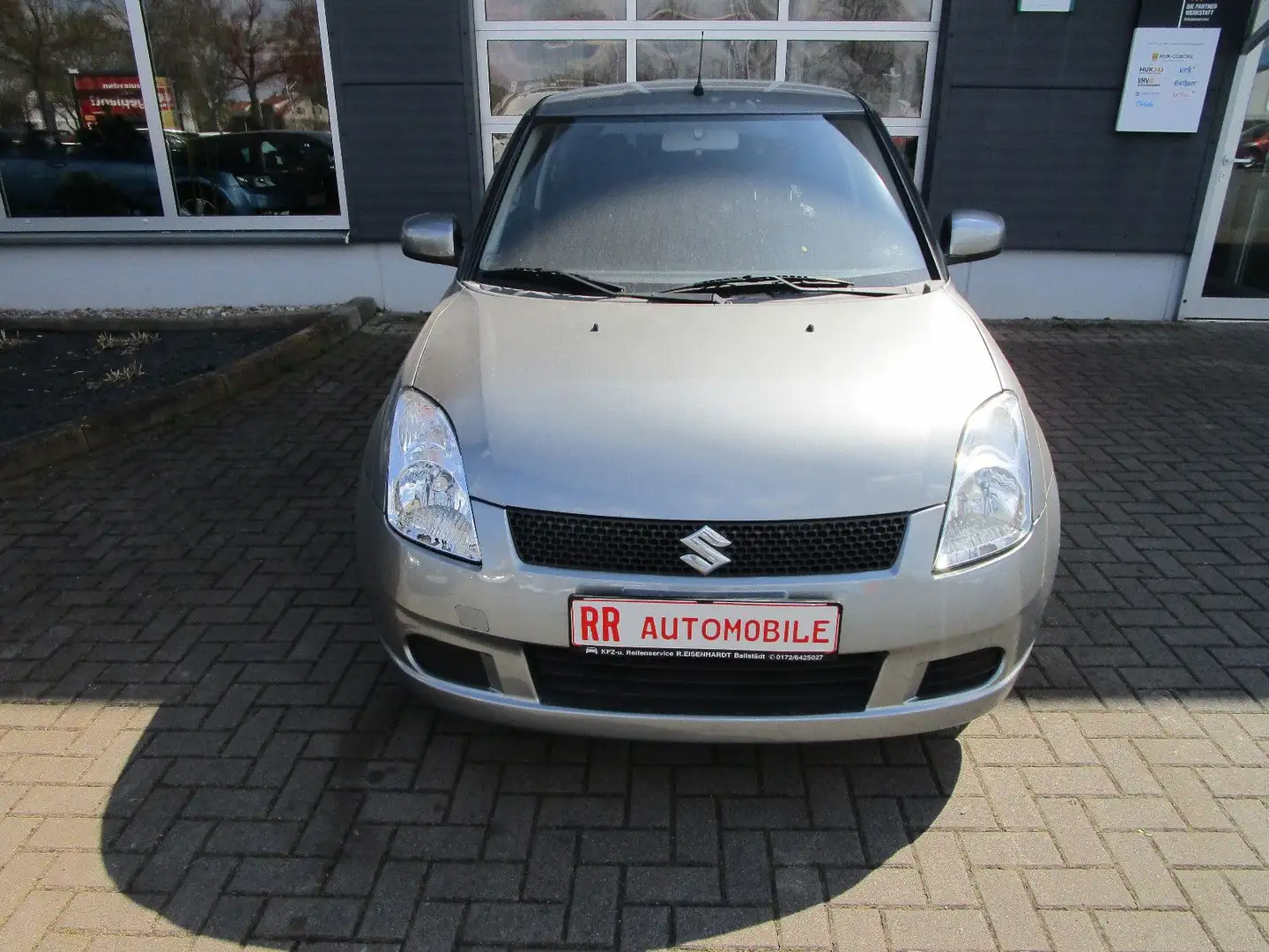 Suzuki Swift Lim. Classic Grau - 2