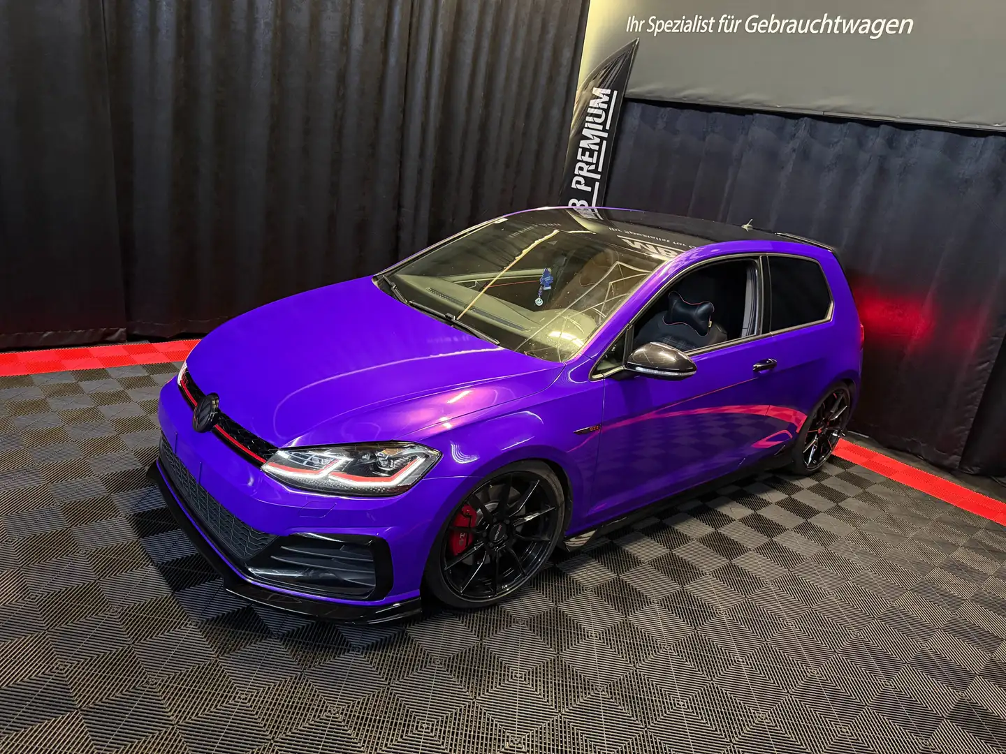 Volkswagen Golf GTI GTI Performance BMT DSG Schwarz - 1