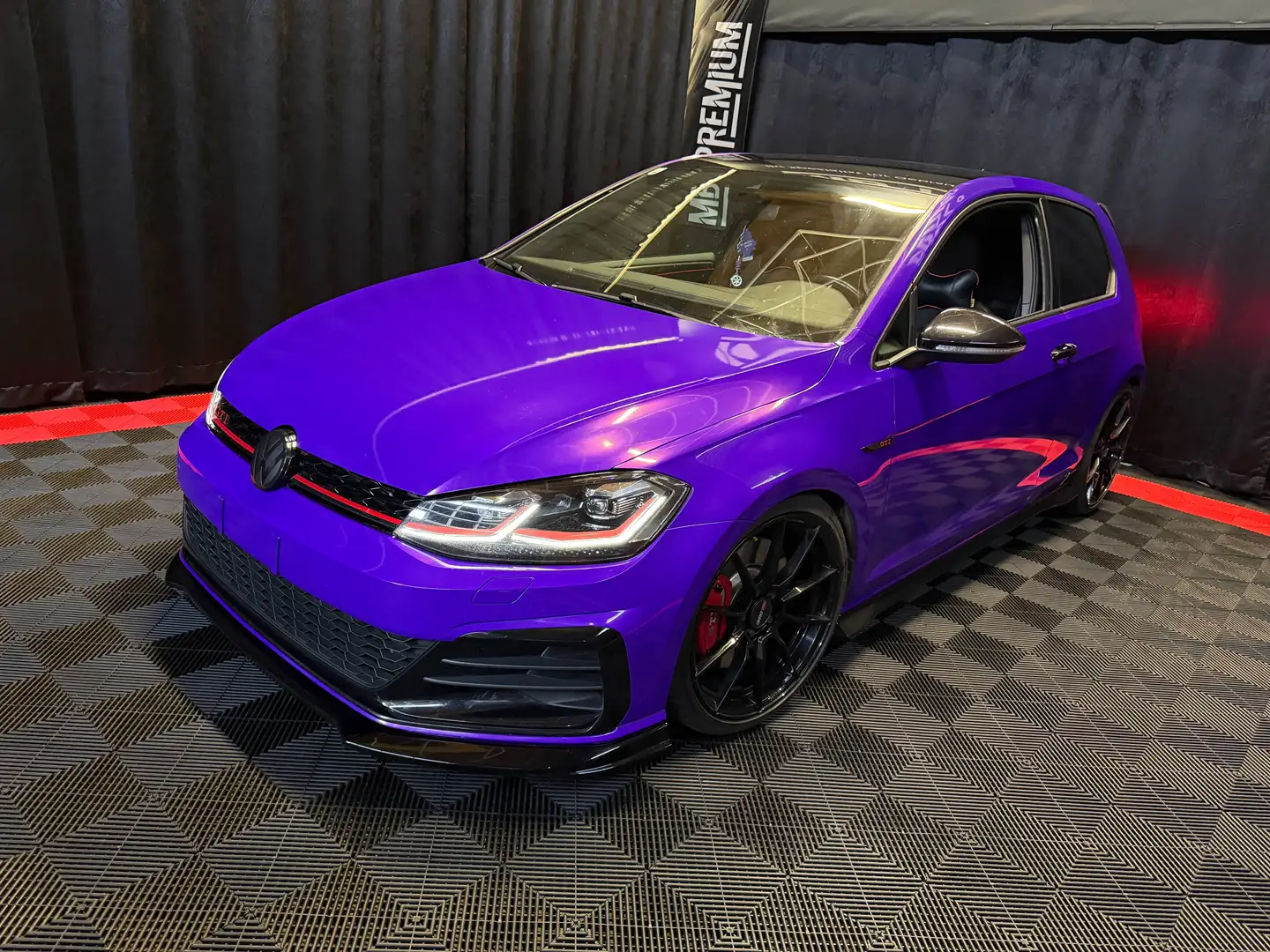 Volkswagen Golf GTI GTI Performance BMT DSG Schwarz - 2