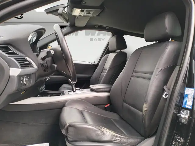 BMW X5 view 11