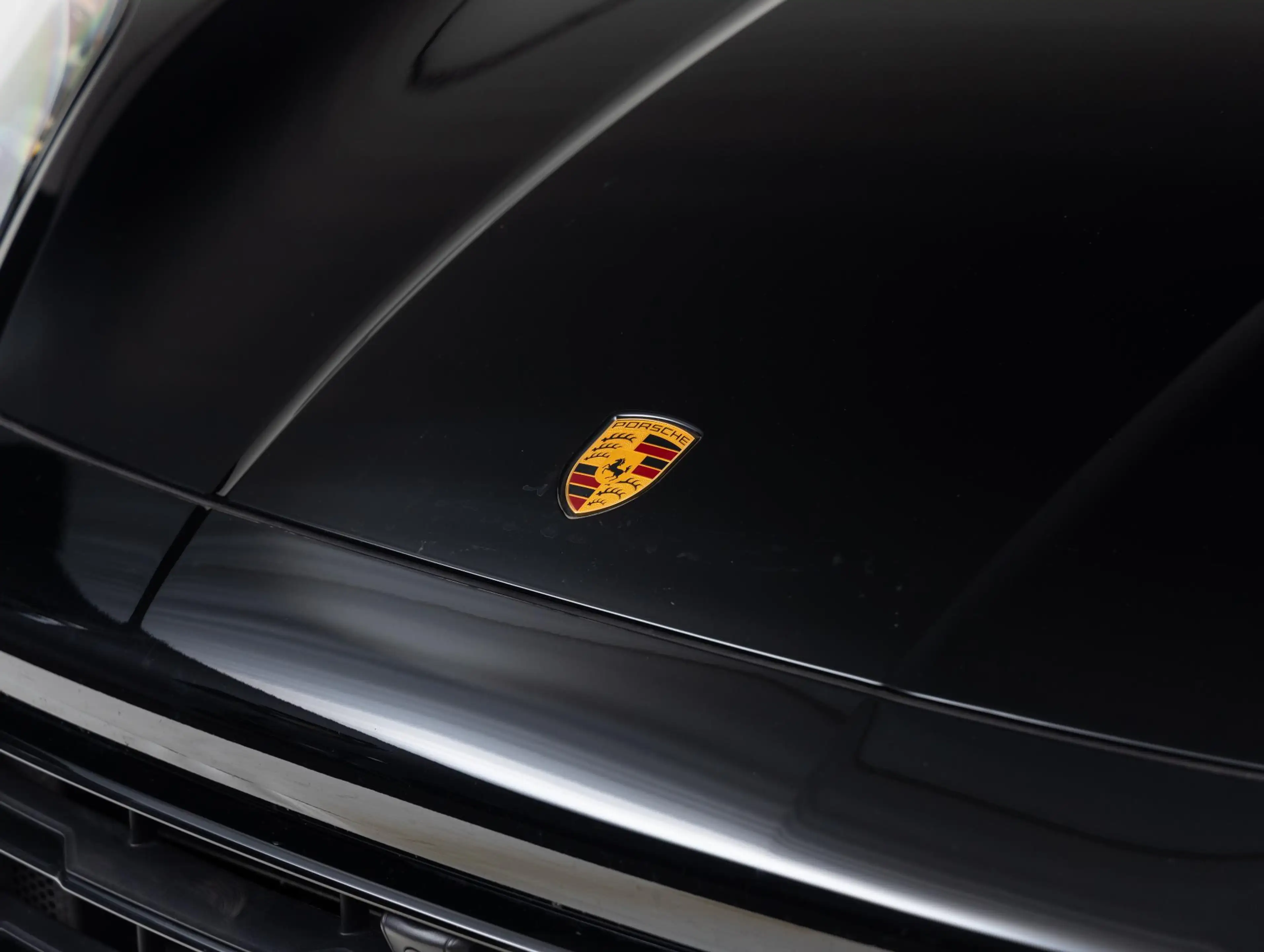 Porsche Cayenne E-Hybrid — photo 21