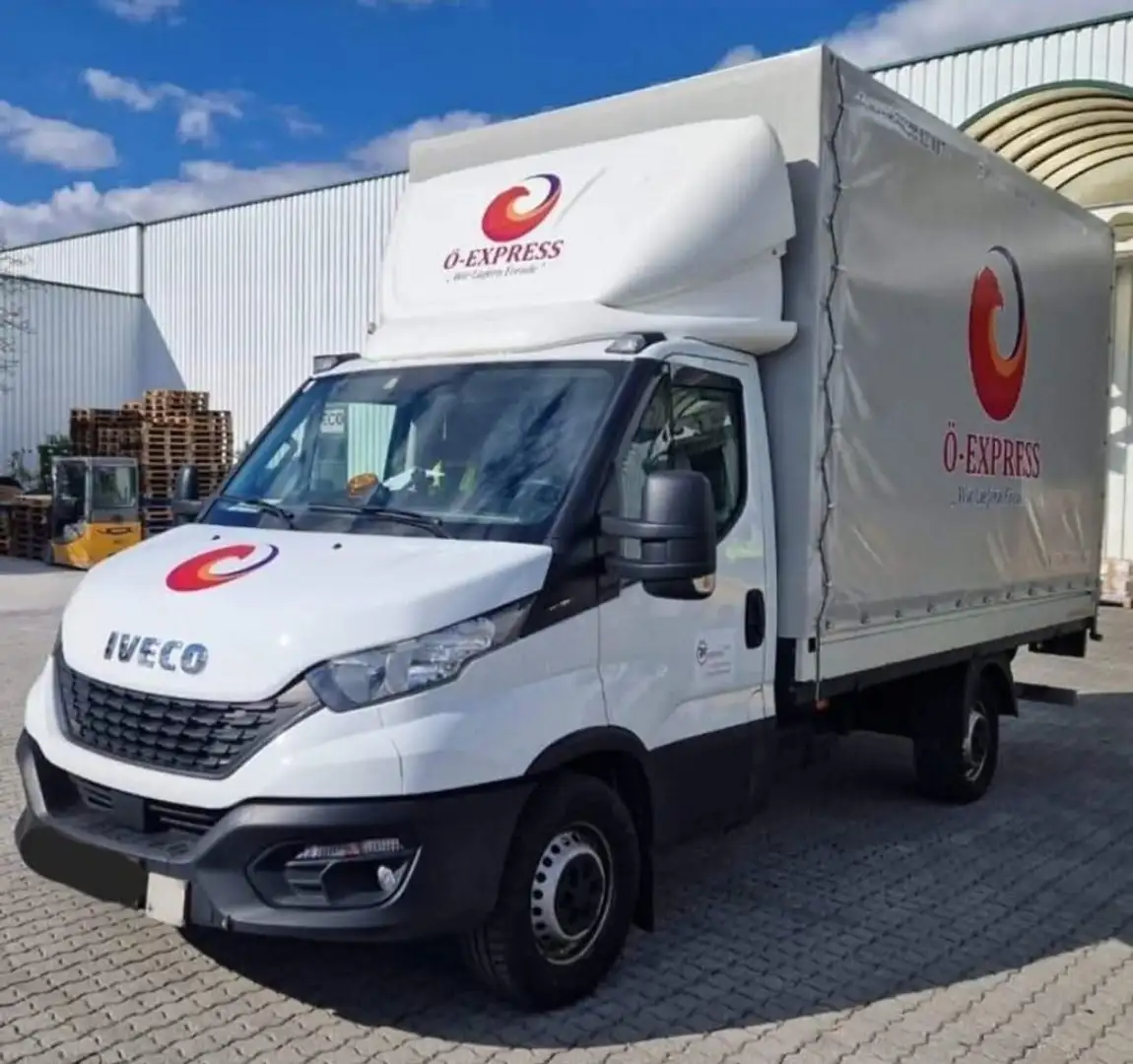 Iveco Daily Daily 35 C 17 L V/P 3000 HD 3,0 Weiß - 1