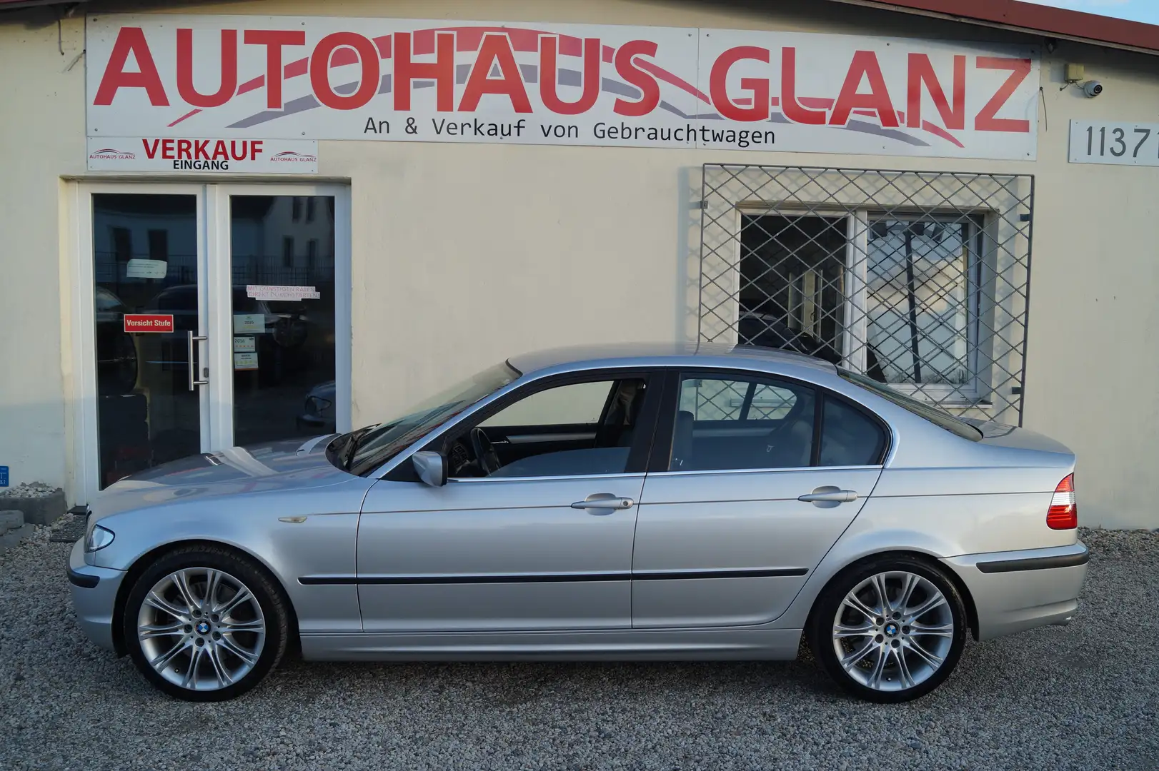 BMW 330 330i Automatik*Leder*Navi*Xenon Silber - 2