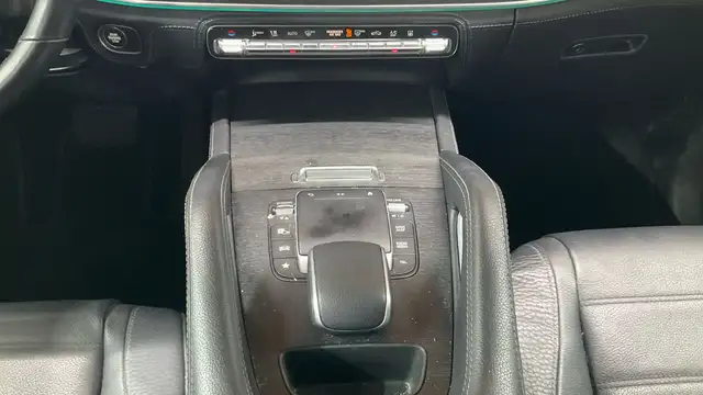 Mercedes-Benz Gle view 10