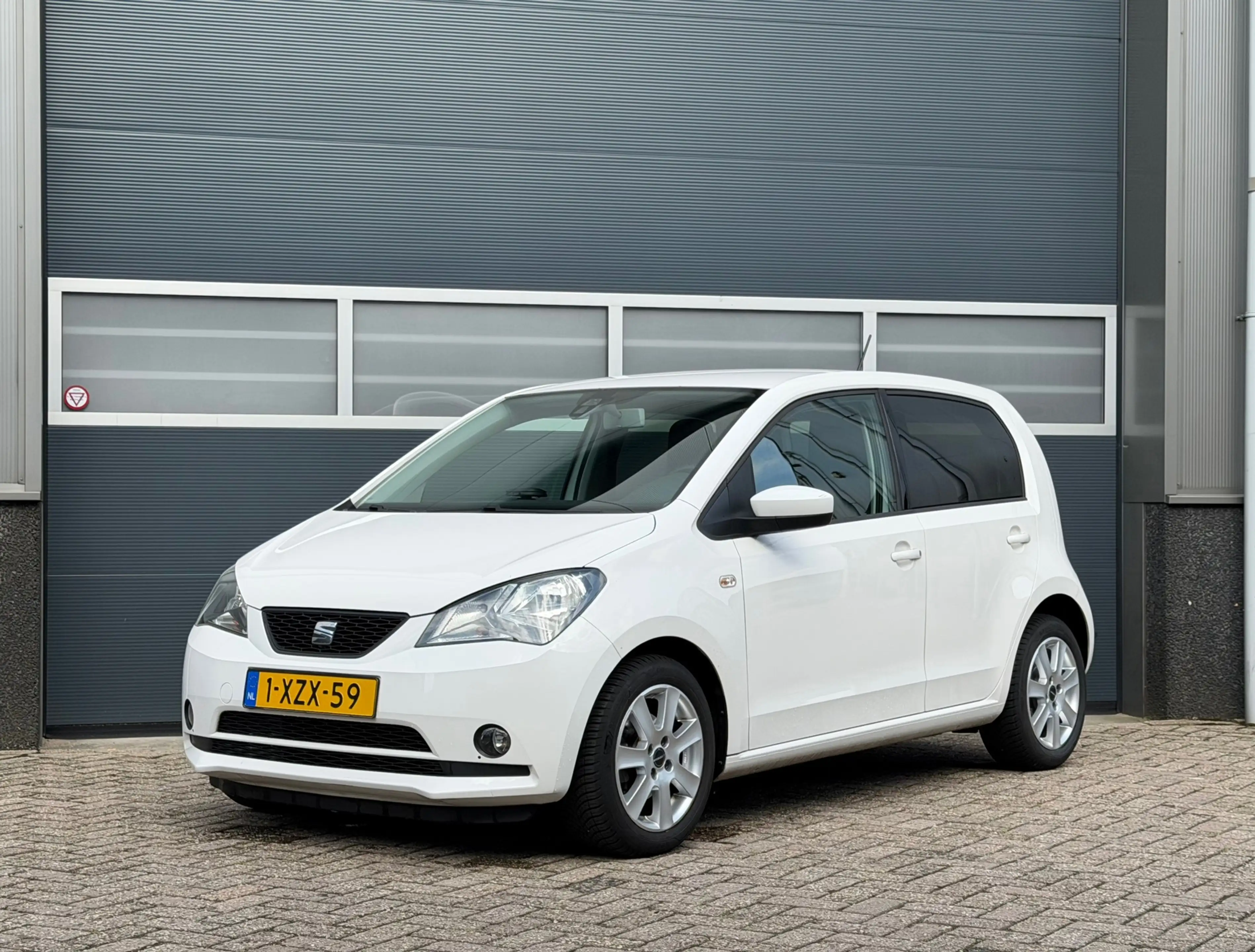 SEAT Mii 1.0 Sport Dynamic bj.2015 Airco|5 Drs|Stoelverw|Na