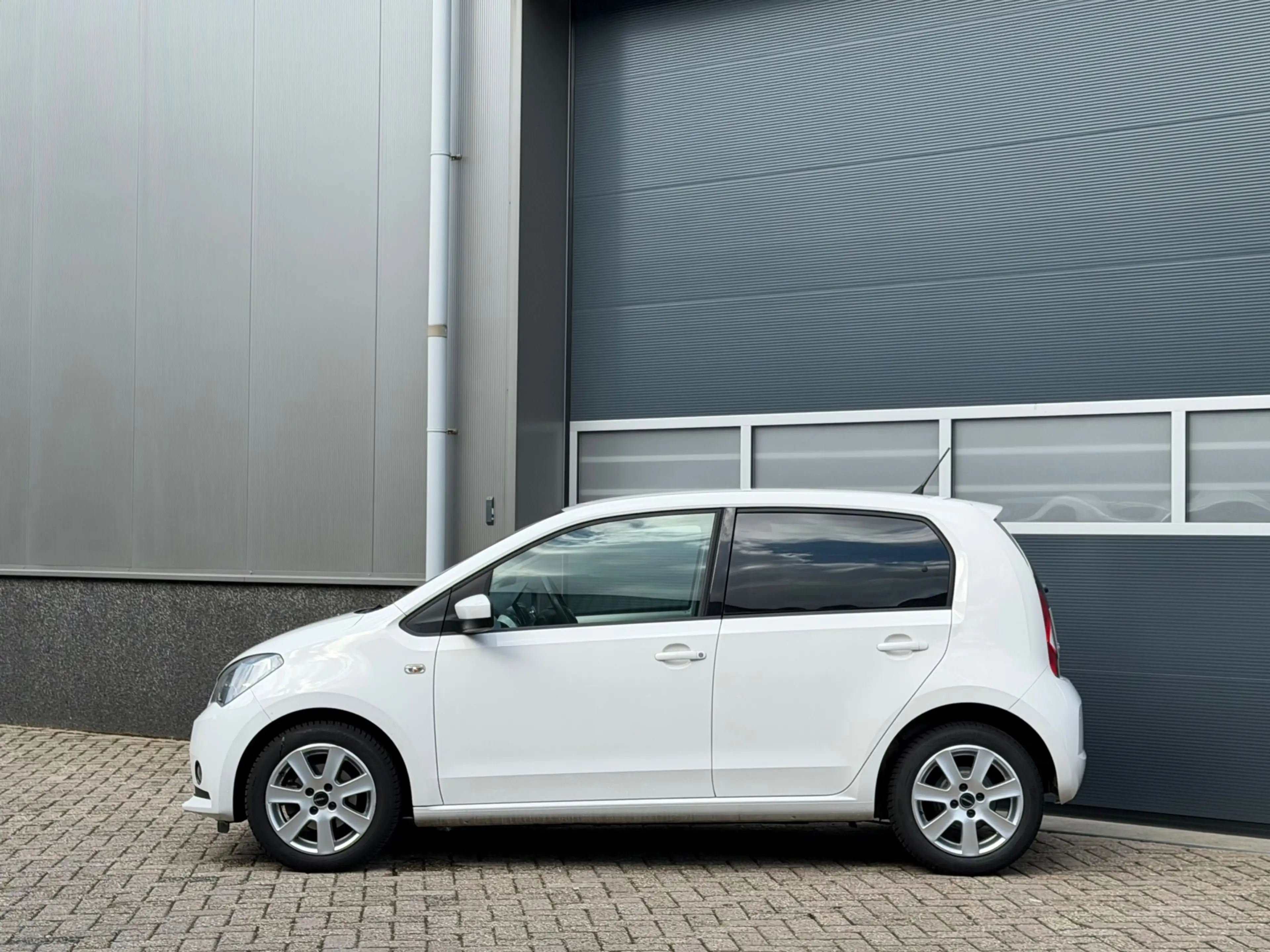 SEAT Mii 1.0 Sport Dynamic bj.2015 Airco|5 Drs|Stoelverw|Na — photo 2