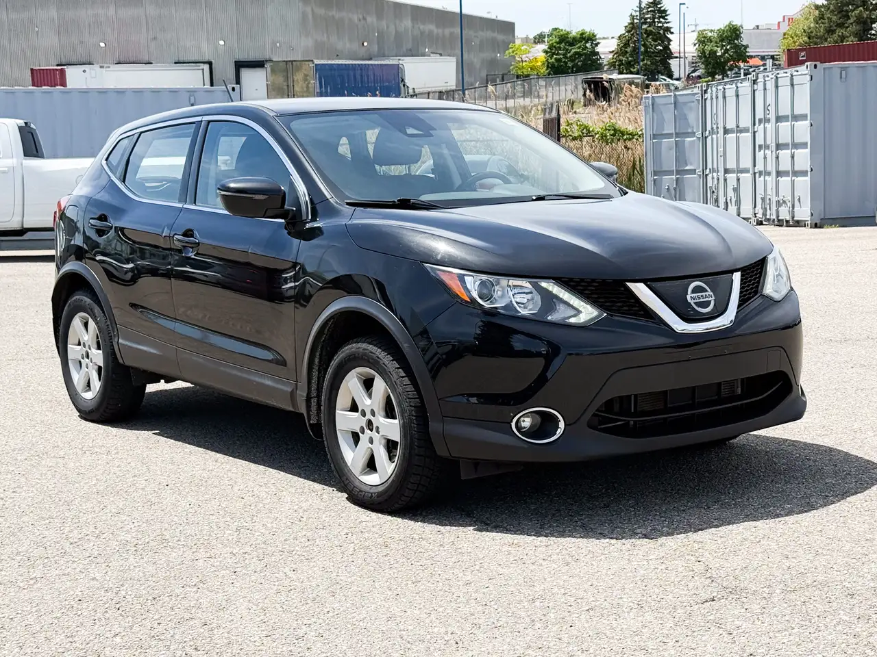 Nissan Qashqai снимка Nissan Qashqai