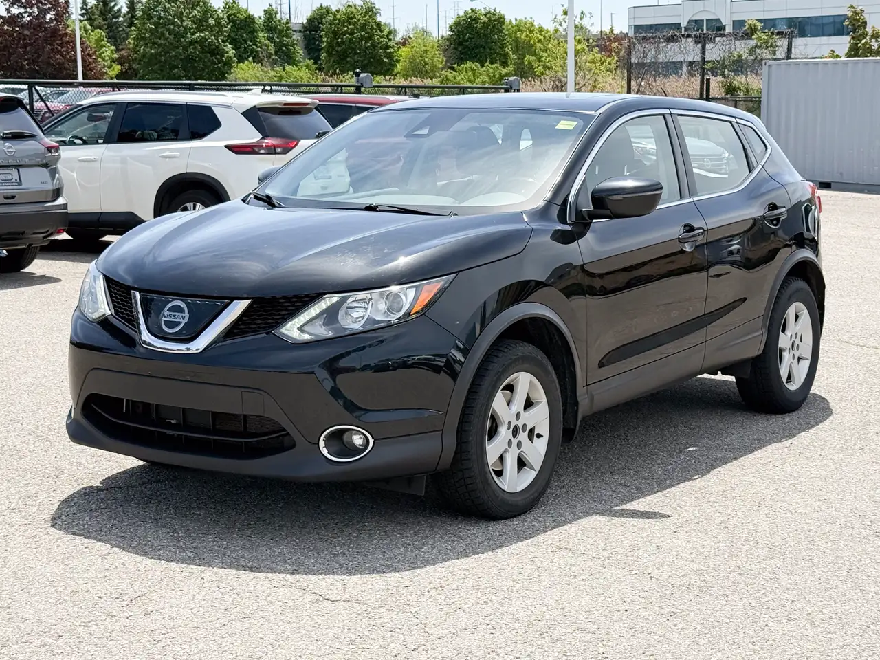 Nissan Qashqai снимка Nissan Qashqai