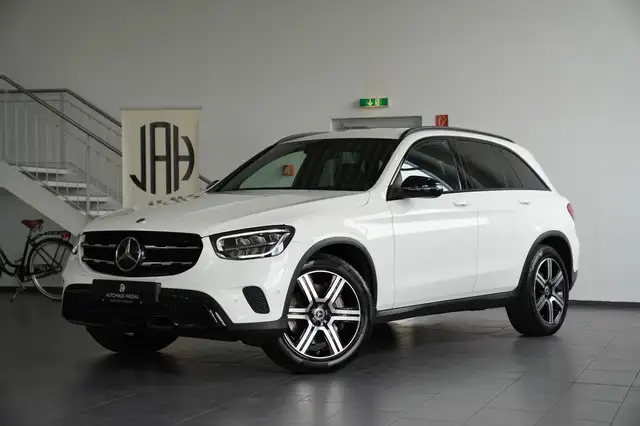 Mercedes-Benz GLC 300 d 4Matic *AUT*NAV*LED*AHK*