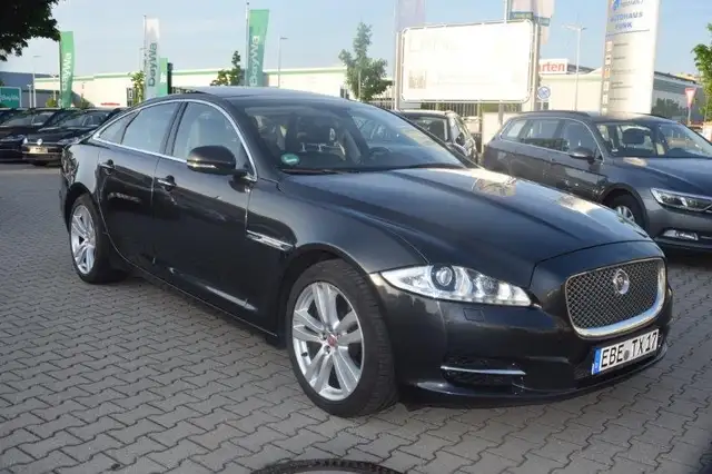 Jaguar XJ Premium Luxury