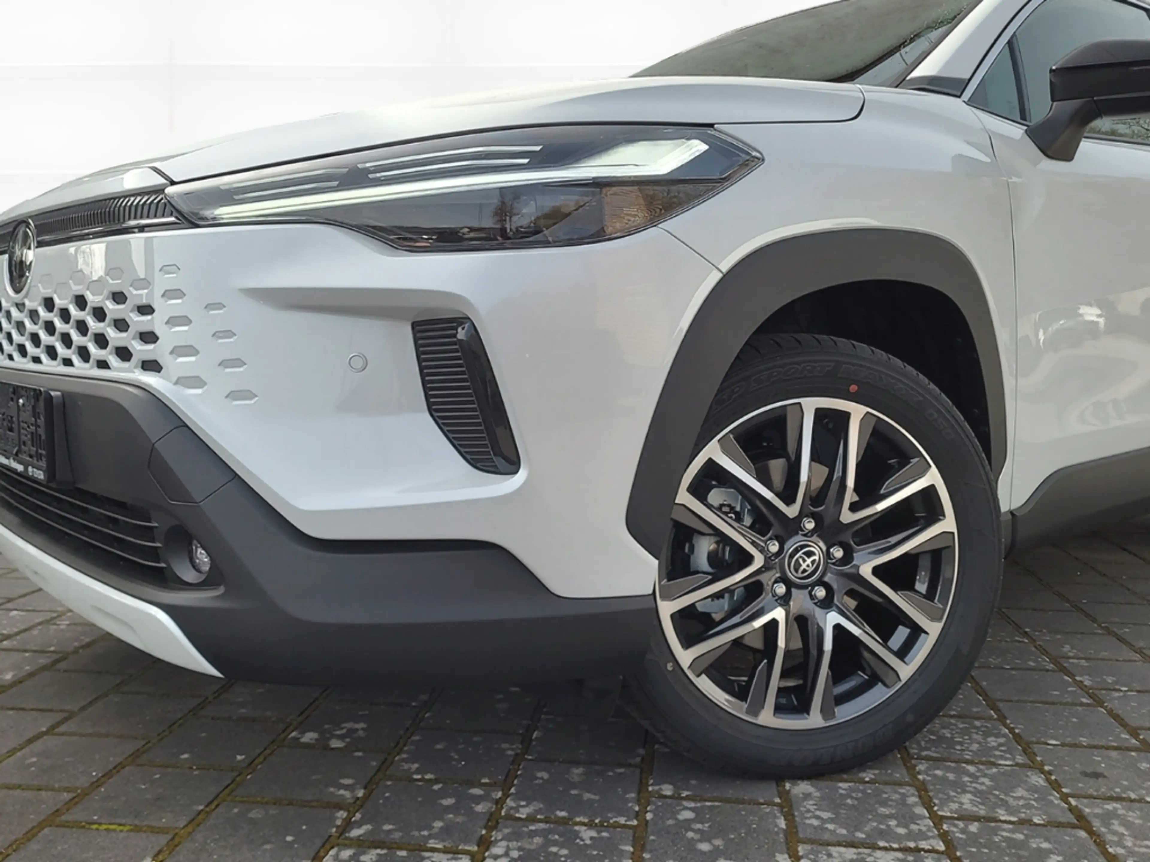 Toyota Corolla Cross 2.0 Hybrid Teamplayer +LED +Smart-Key-System — photo 7