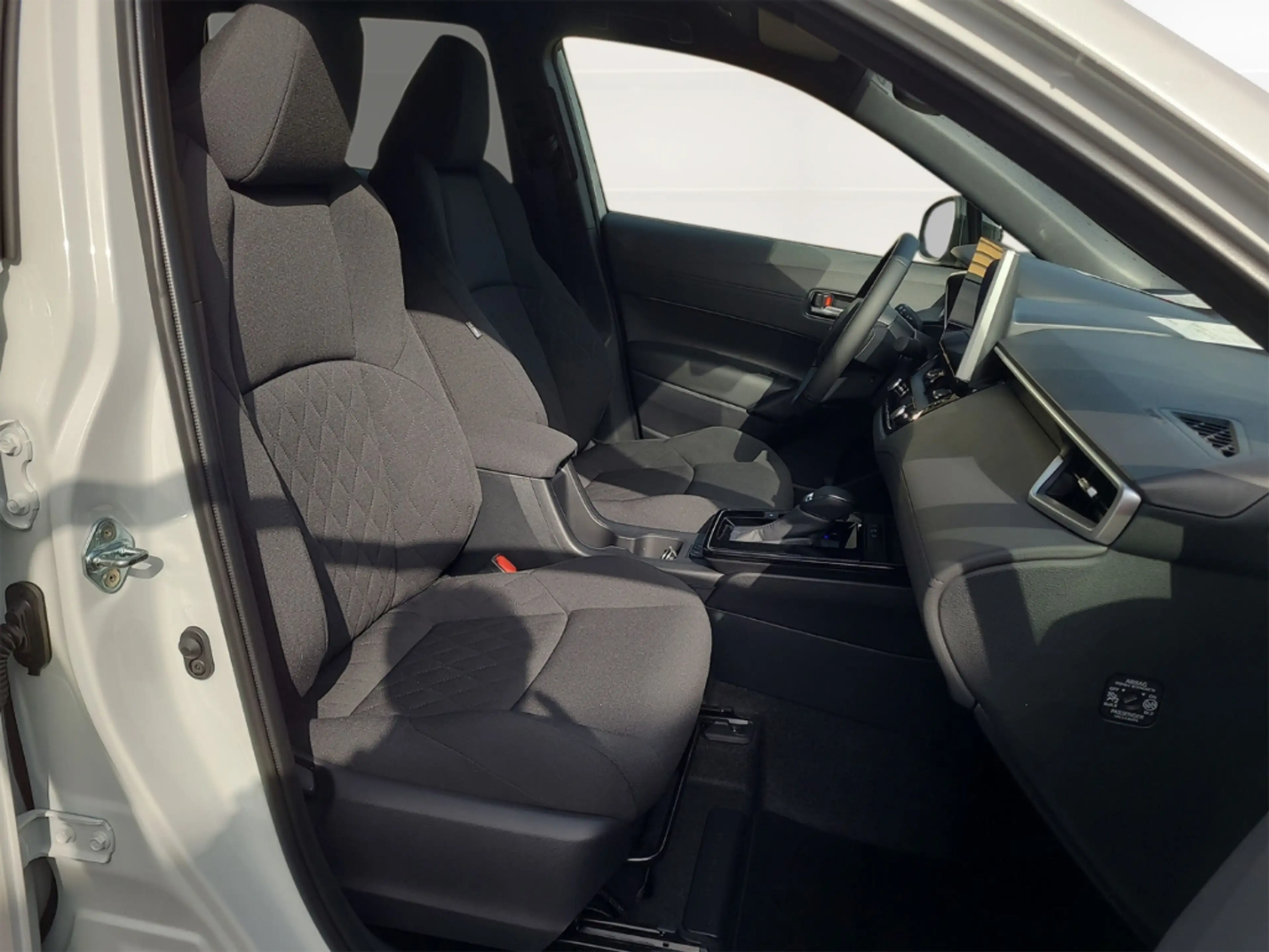 Toyota Corolla Cross 2.0 Hybrid Teamplayer +LED +Smart-Key-System — photo 14