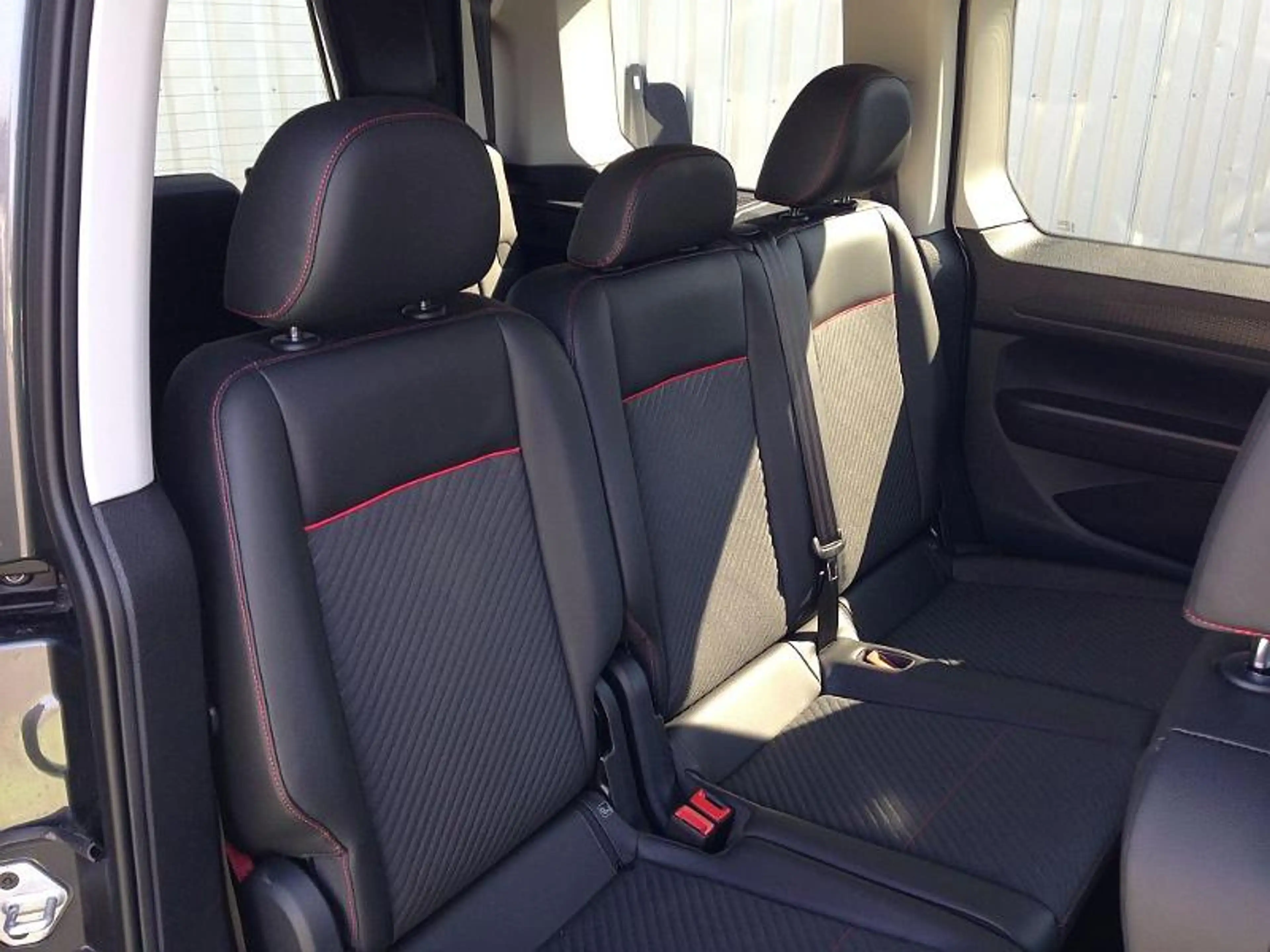 Ford Tourneo Connect *inkl. AHK* — photo 6