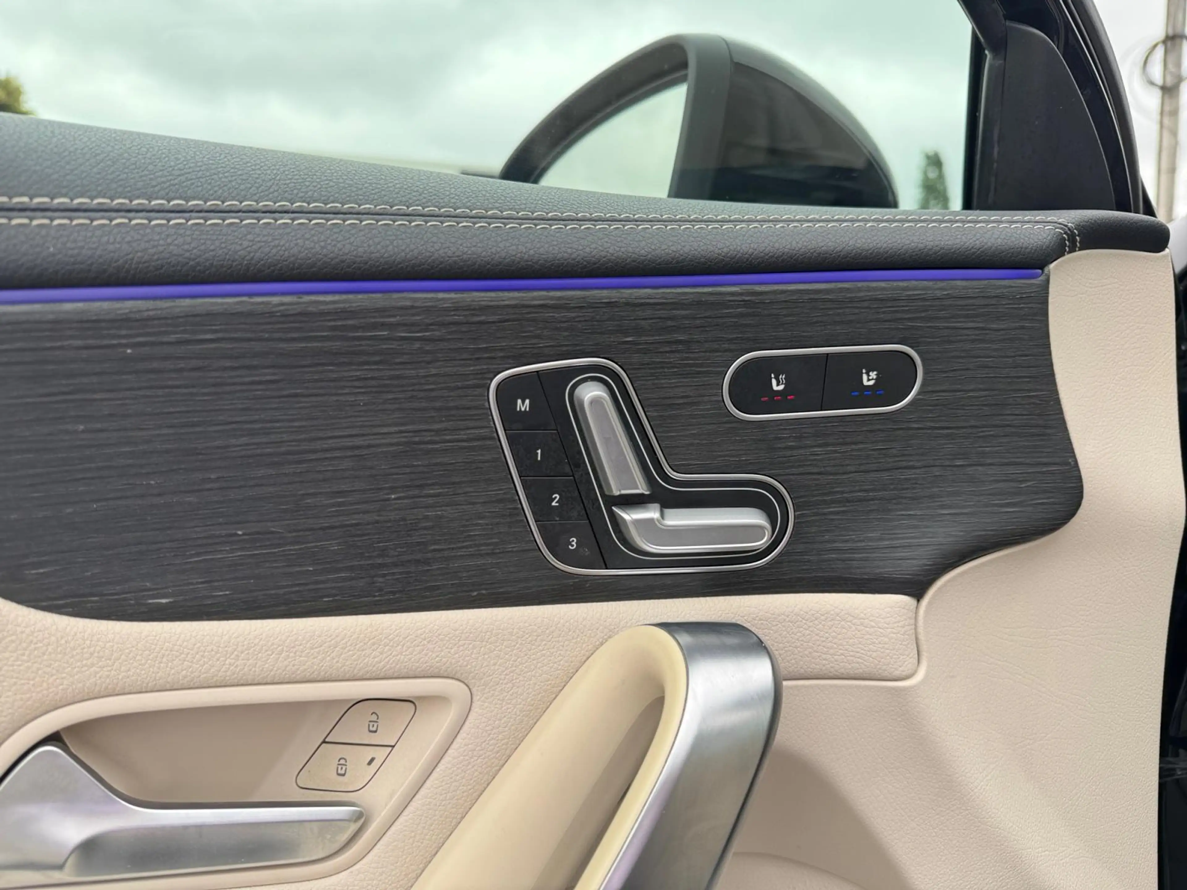 Mercedes-Benz A 220 4MATIC Progressive — photo 11