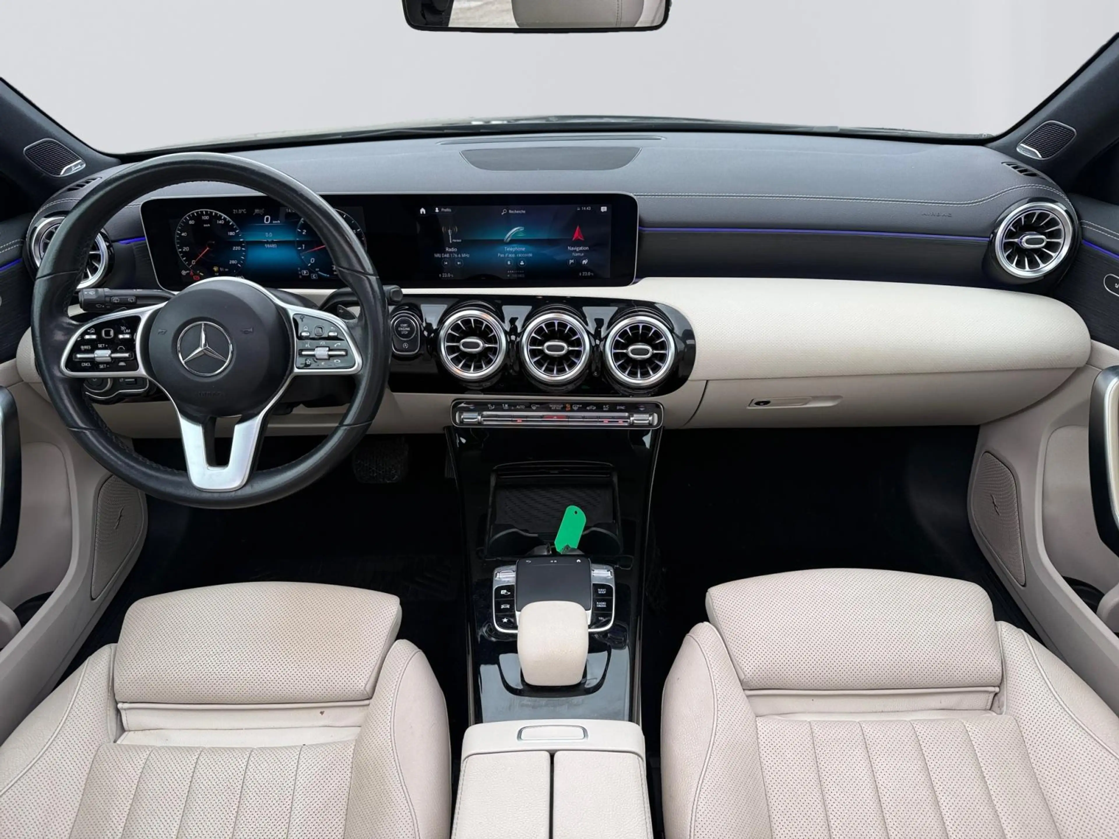 Mercedes-Benz A 220 4MATIC Progressive — photo 14