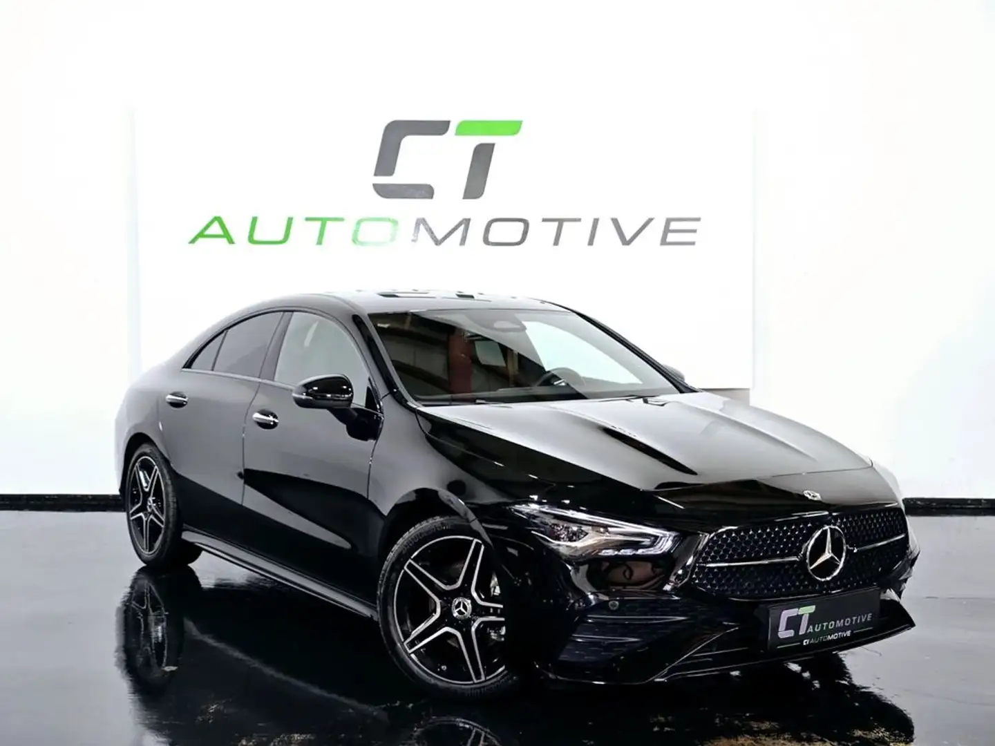 Mercedes-Benz CLA 180 d Coupe AMG-Line Aut. *1 Hand*Werksgarantie Zwart - 1