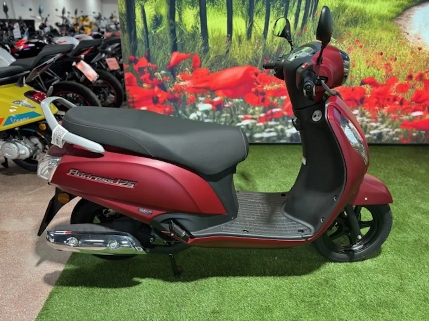 Suzuki Address 125 Rood - 2