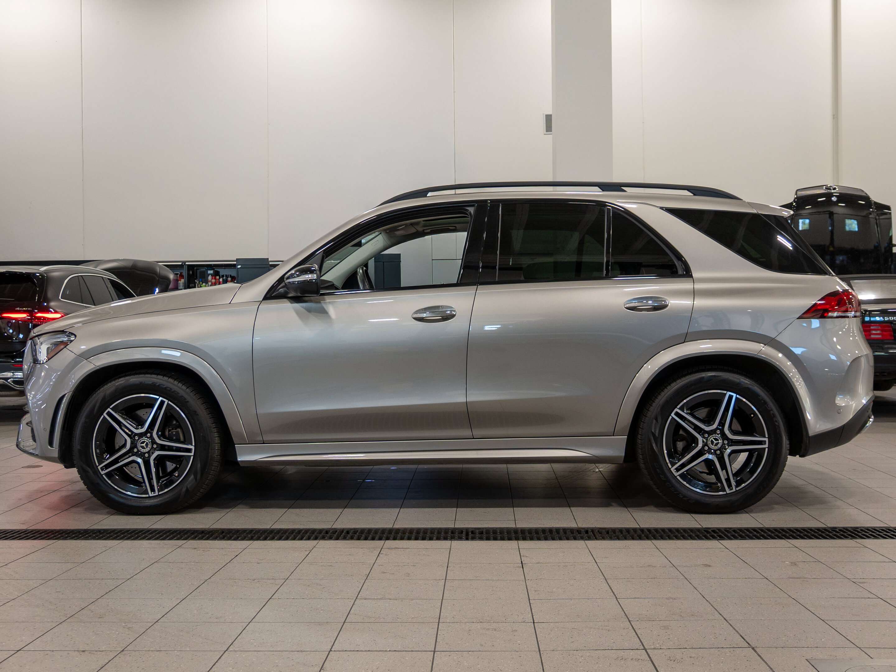 2020 Mercedes-Benz GLE 350 4MATIC SUV — снимка 1