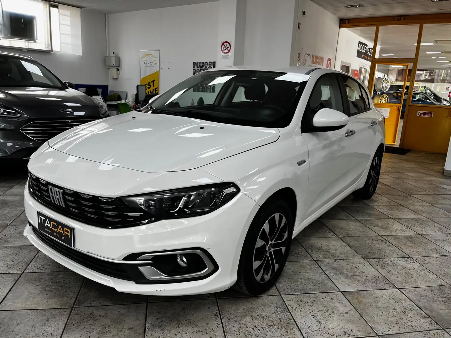 Fiat Tipo Tipo 5p 1.5 t4 hybrid 130cv dct PROMO LUGLIO Bianco - 1