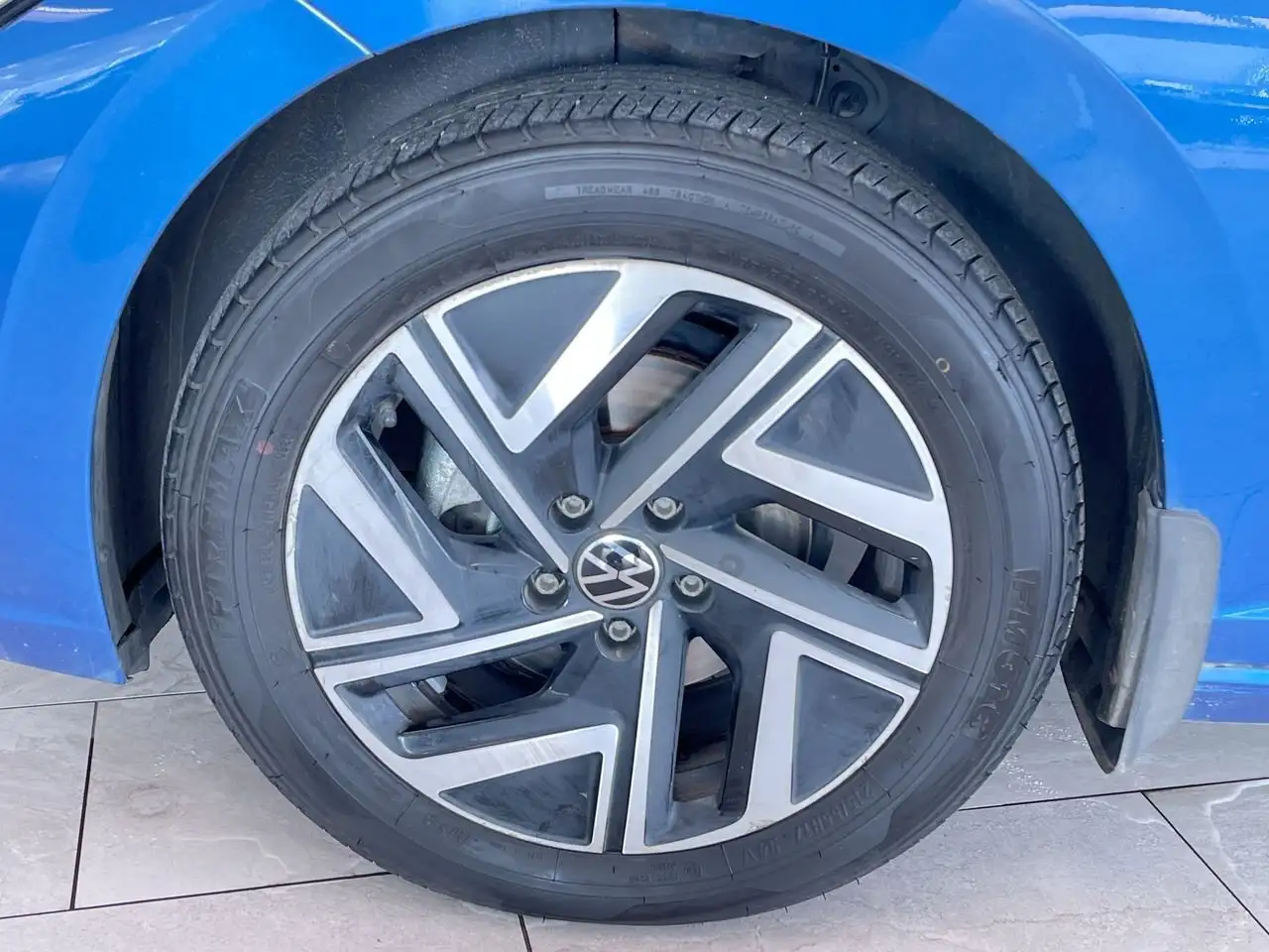 Volkswagen Jetta снимка Volkswagen Jetta