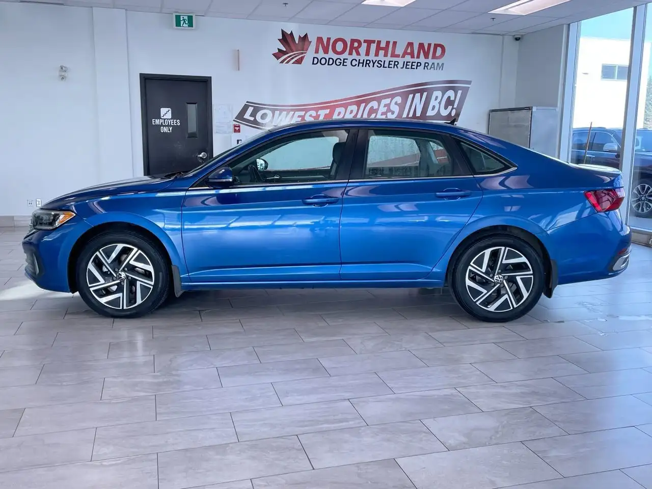 Volkswagen Jetta снимка Volkswagen Jetta