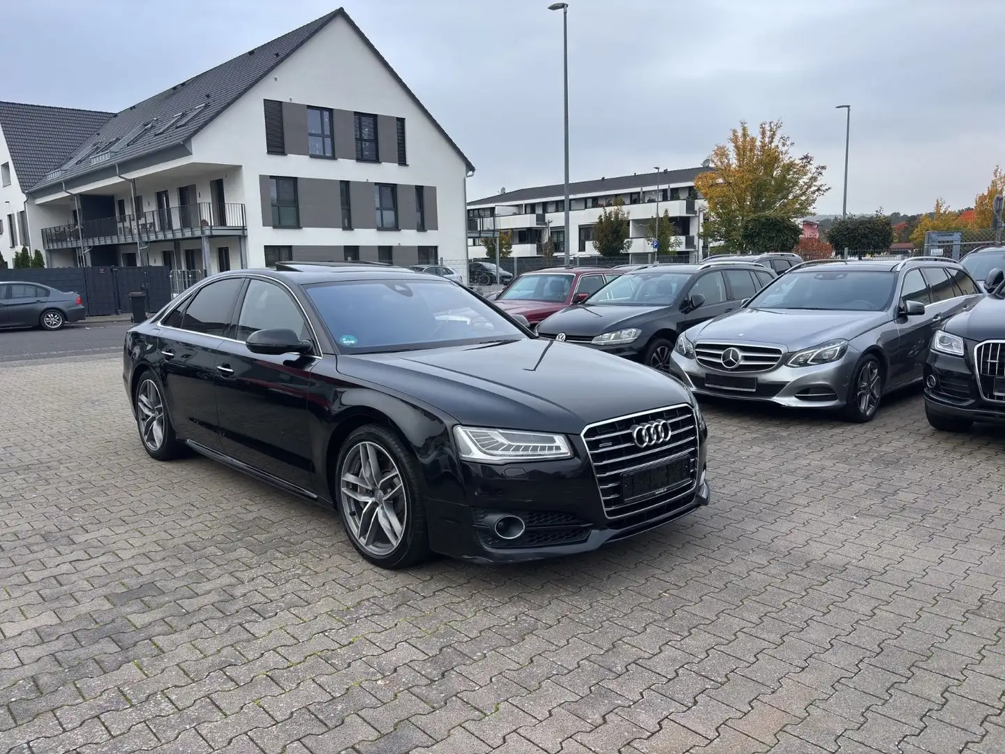 Audi A8 4.2 TDI quattro Sport Edition Head-Up Nachtsi Schwarz - 1