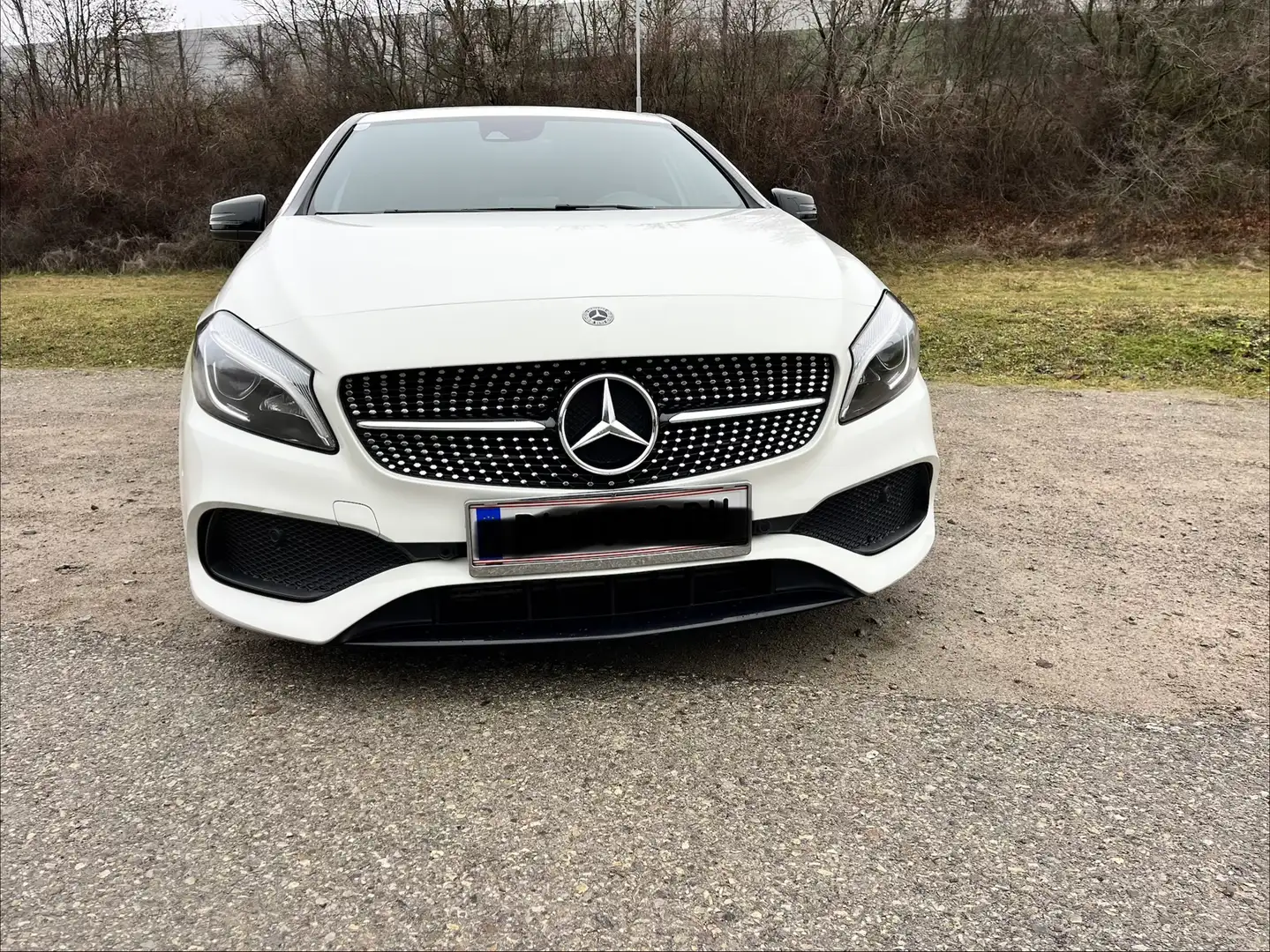 Mercedes-Benz A 180 A 180 Aut. Weiß - 2