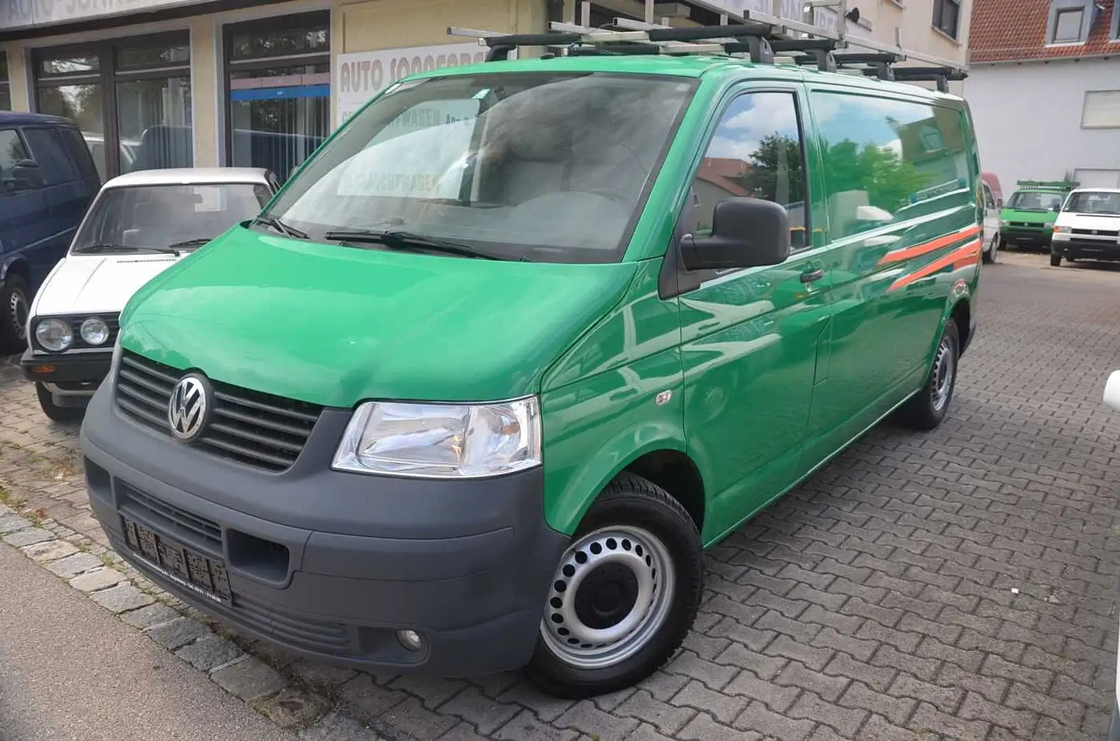 Volkswagen T5 Kasten Kasten 2,5TDI 4Motion, Allrad, Langer Radst Grün - 1
