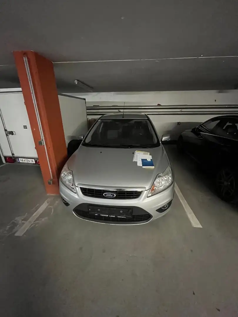 Ford Focus Traveller Ecosport 1,6 TDCi Silber - 1