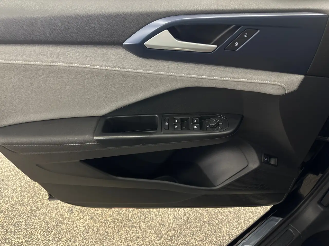 Volkswagen Taos снимка Volkswagen Taos