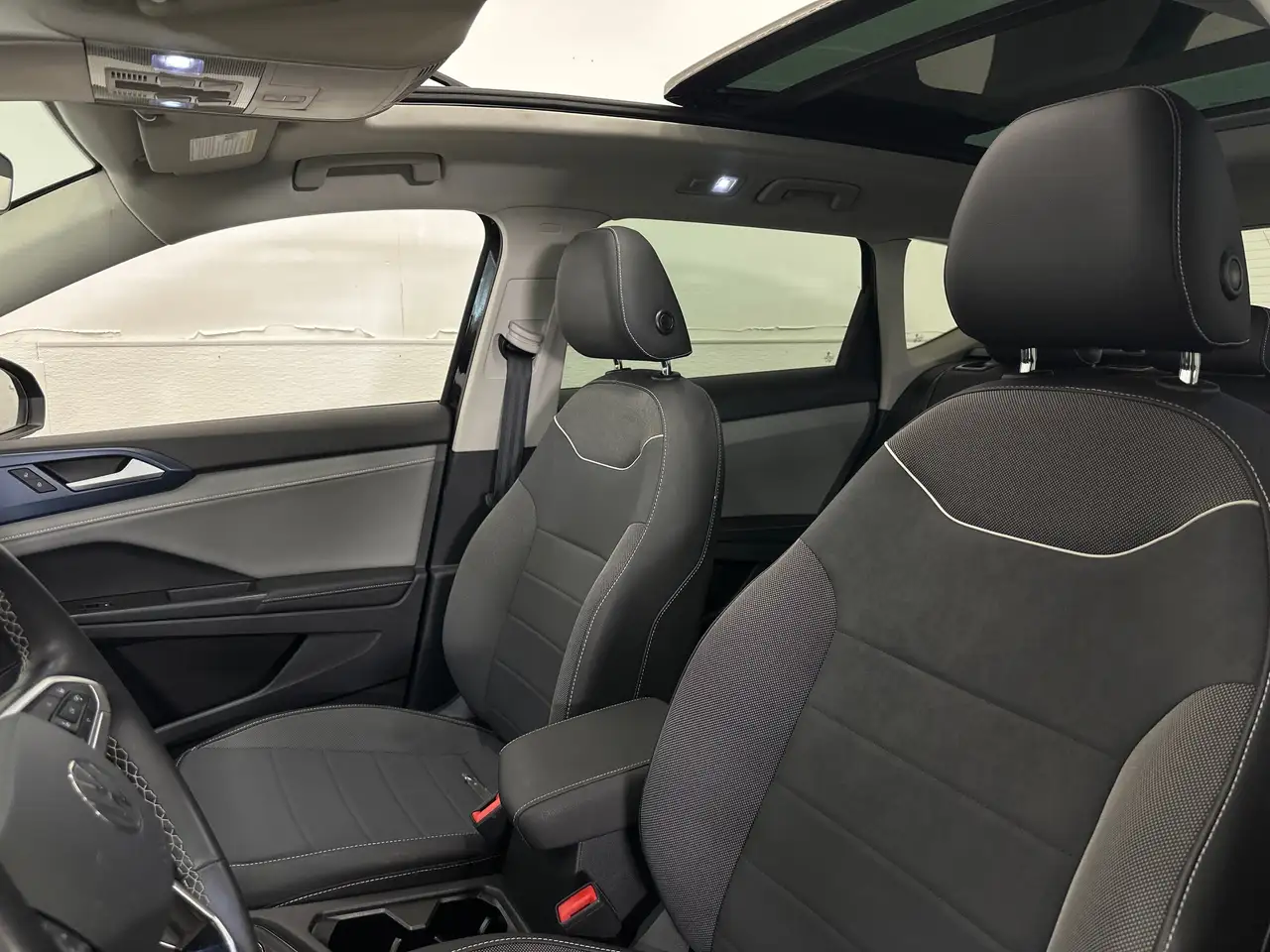 Volkswagen Taos снимка Volkswagen Taos