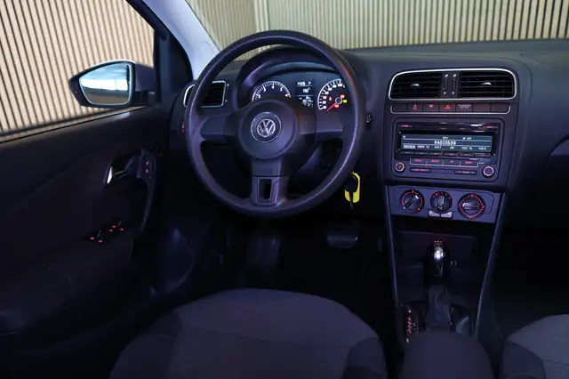 Volkswagen Polo view 21