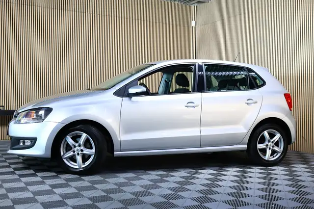Volkswagen Polo view 10