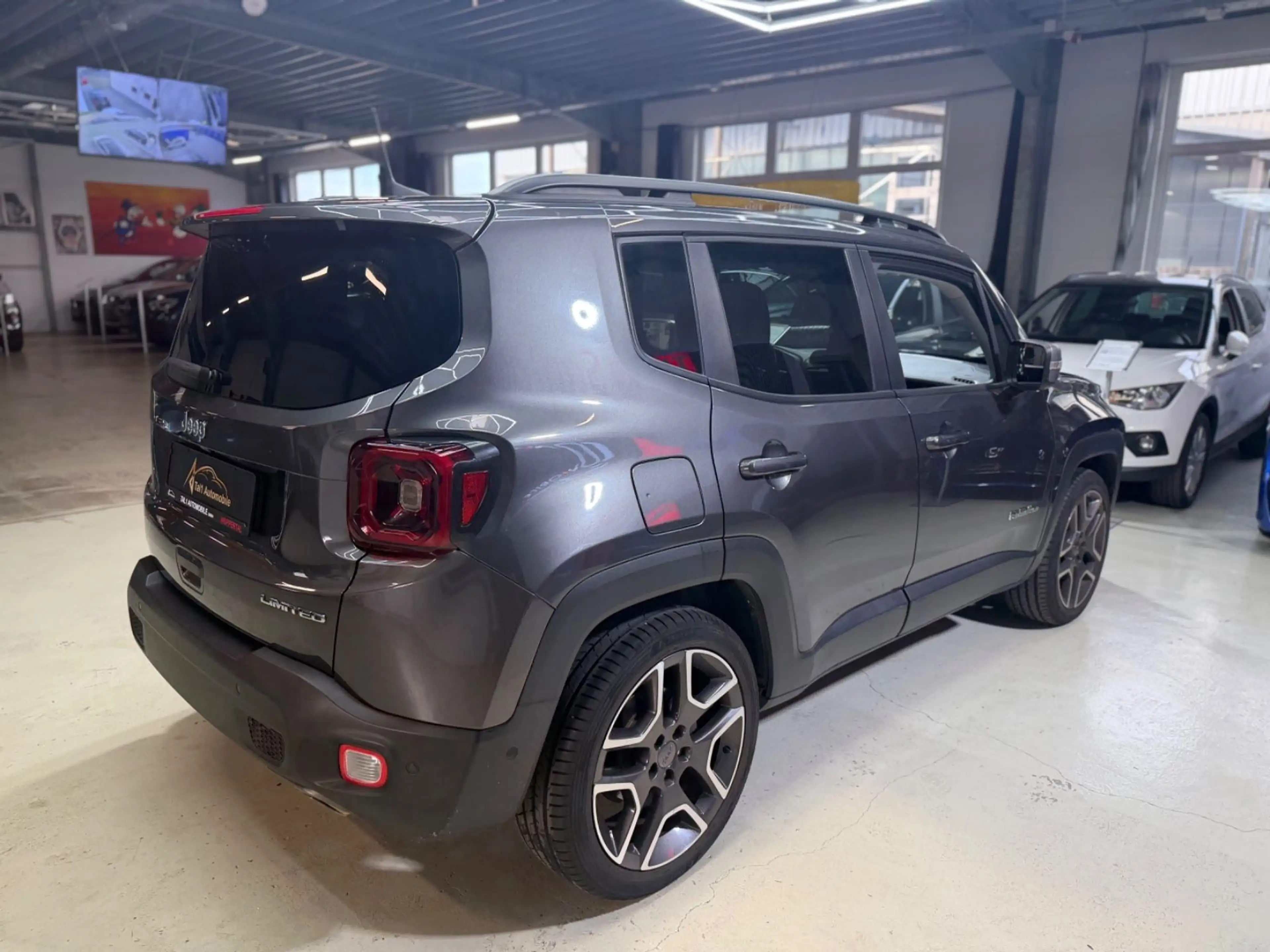 Jeep Renegade Limited FWD Kamera LED NAVI AbstandTemp — photo 7
