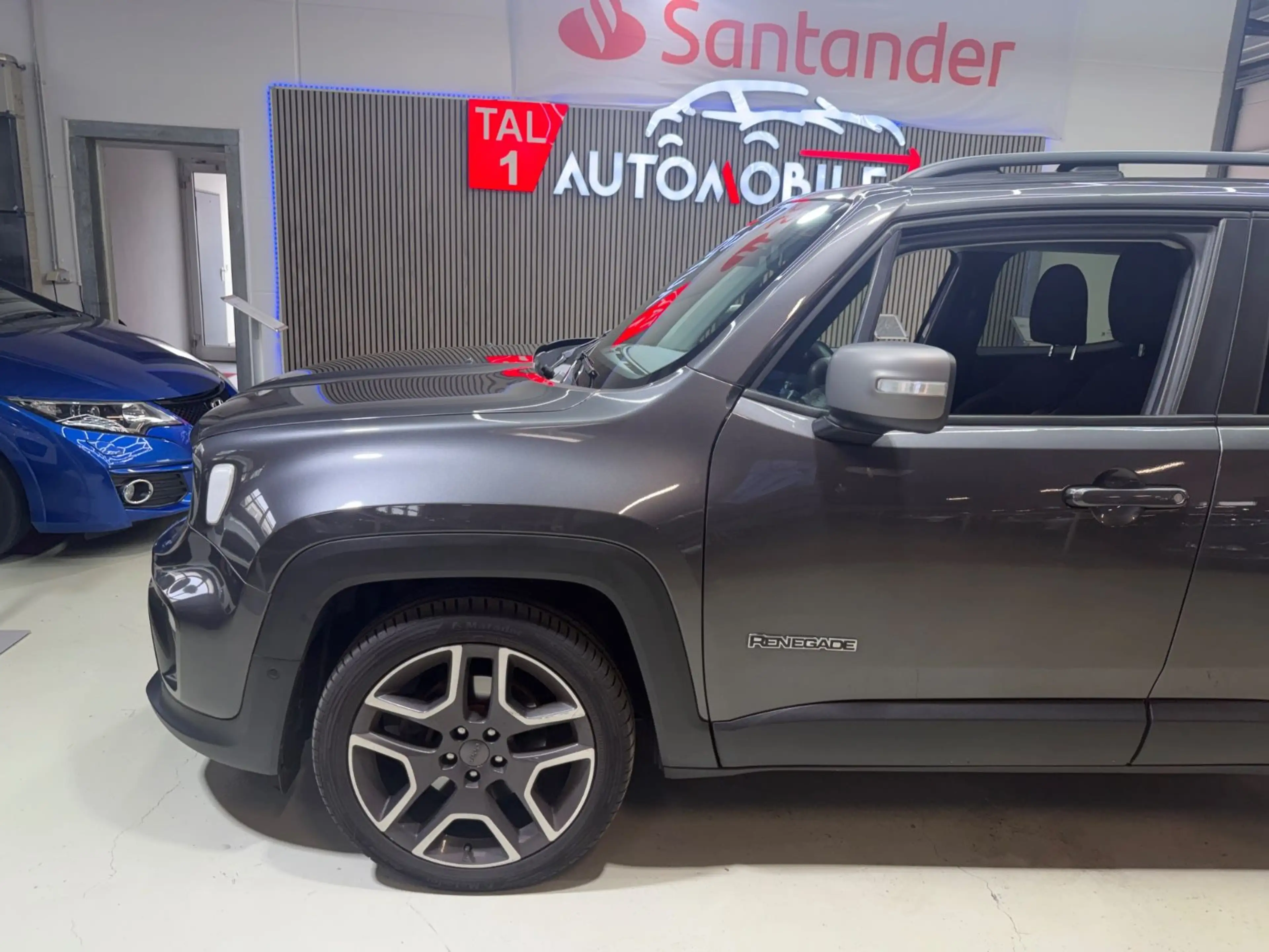 Jeep Renegade Limited FWD Kamera LED NAVI AbstandTemp — photo 12