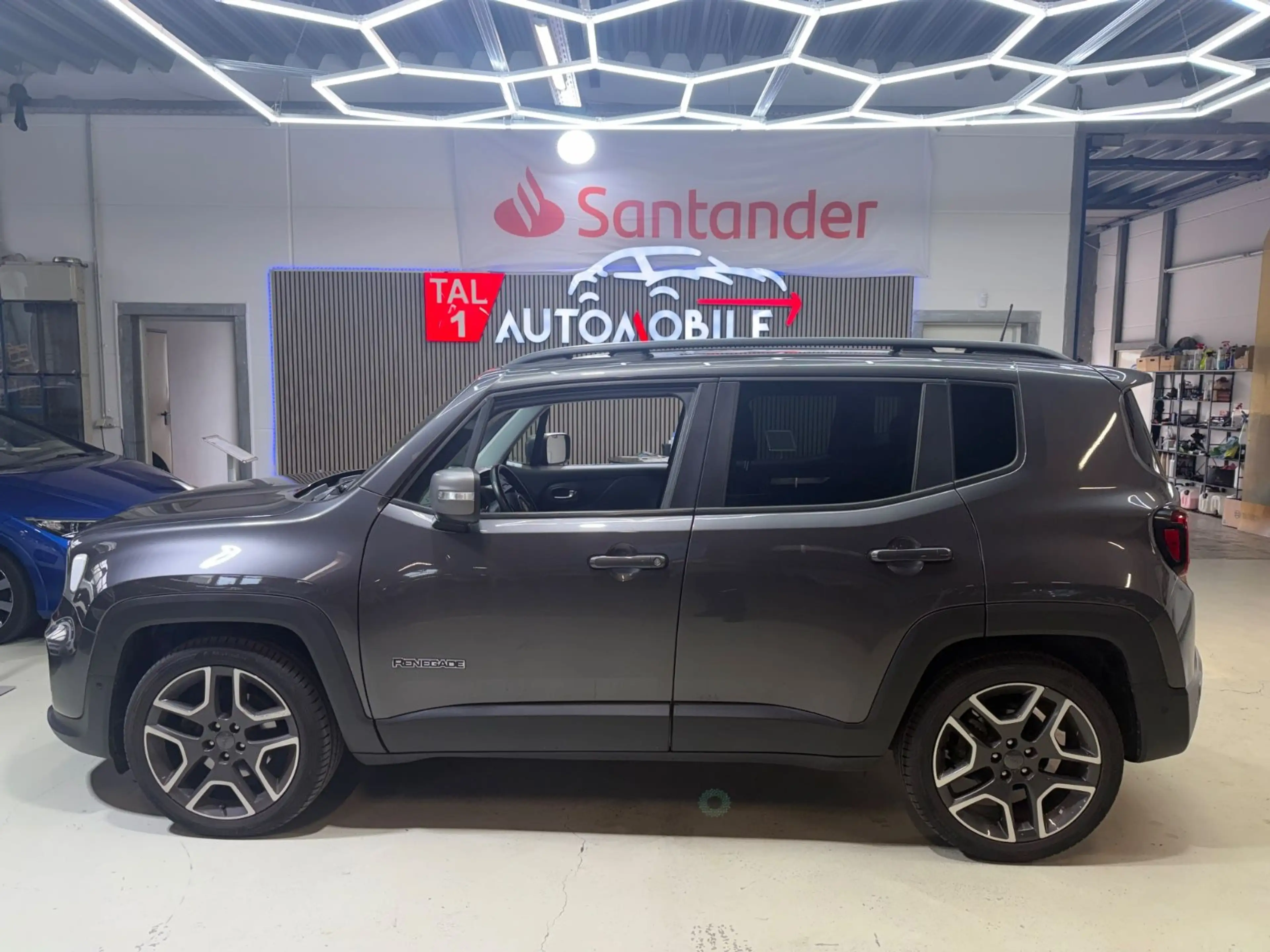 Jeep Renegade Limited FWD Kamera LED NAVI AbstandTemp — photo 11