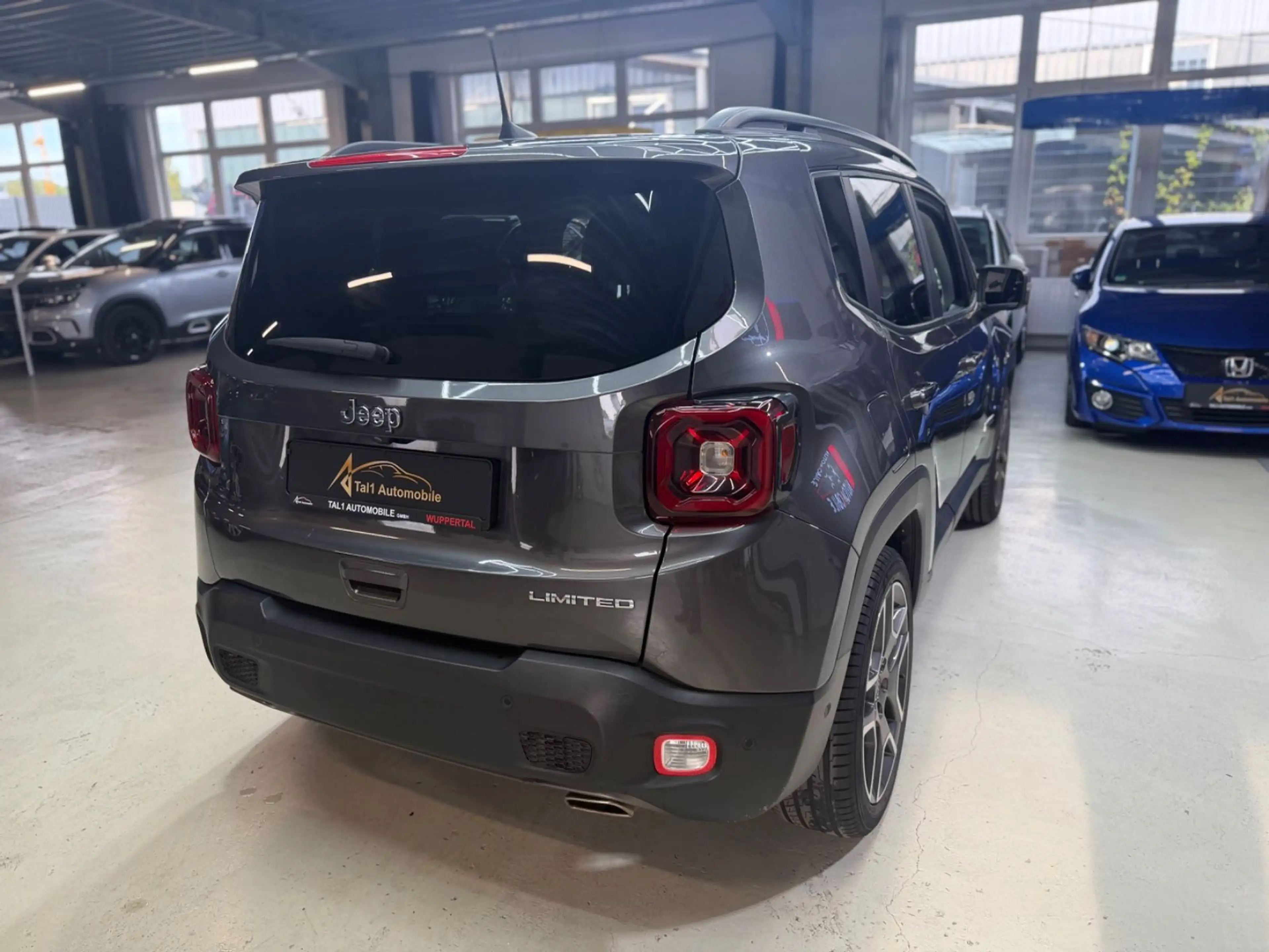 Jeep Renegade Limited FWD Kamera LED NAVI AbstandTemp — photo 8