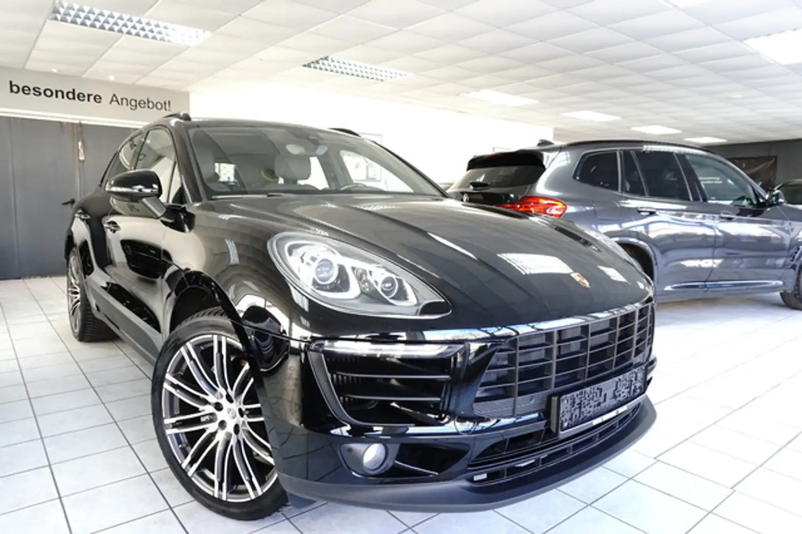 Porsche Macan S Sport Chrono I Luftfederung I 1. HD I SH Schwarz - 1