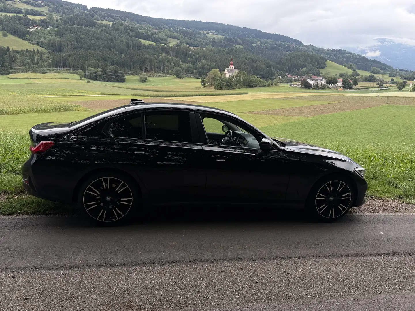 BMW 318 318d Aut. - 1