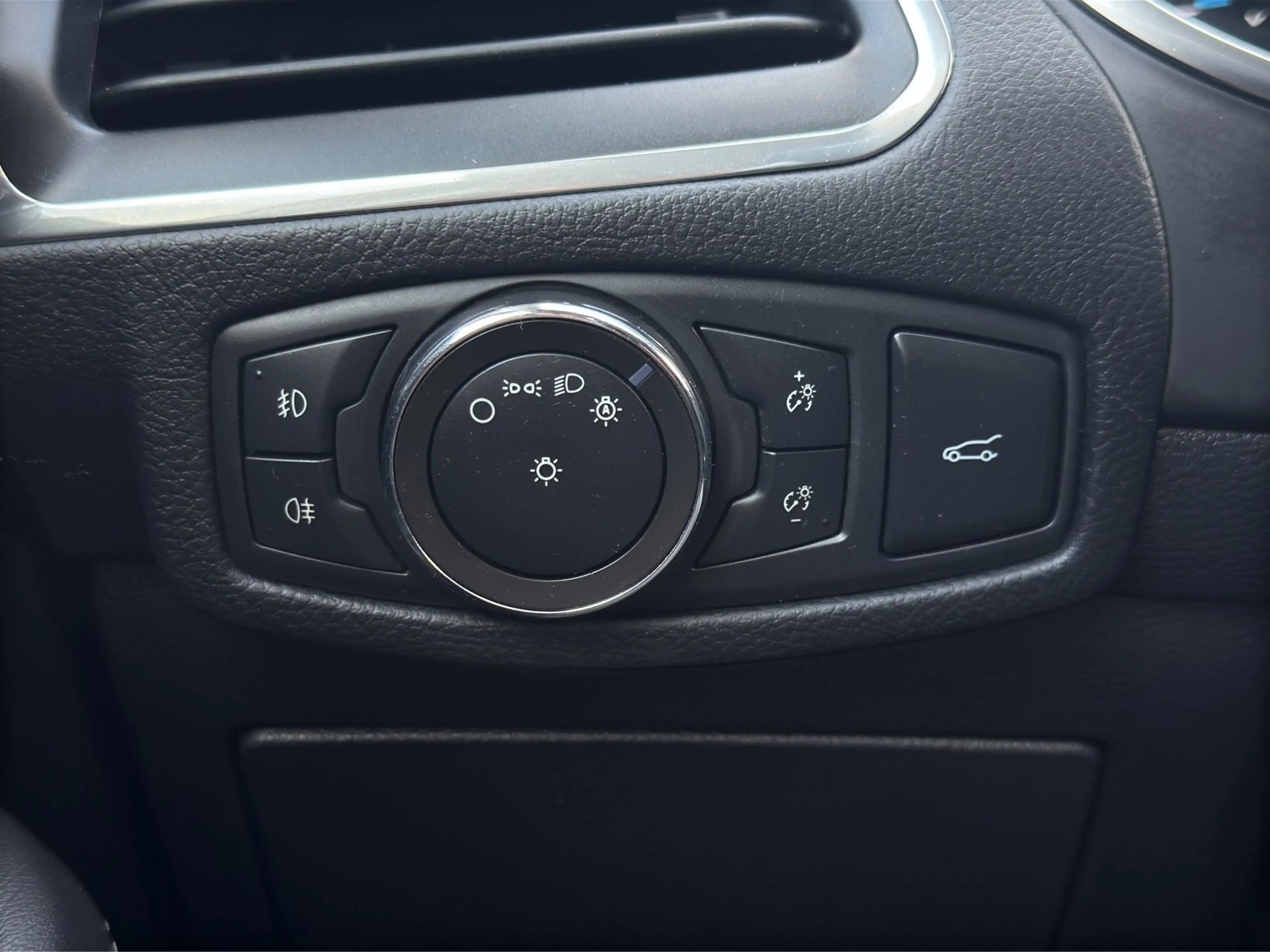 Ford Galaxy 2.0 TDCi Titanium Aut. 7-Sitzer/Kamera/AHK/Assist — photo 32