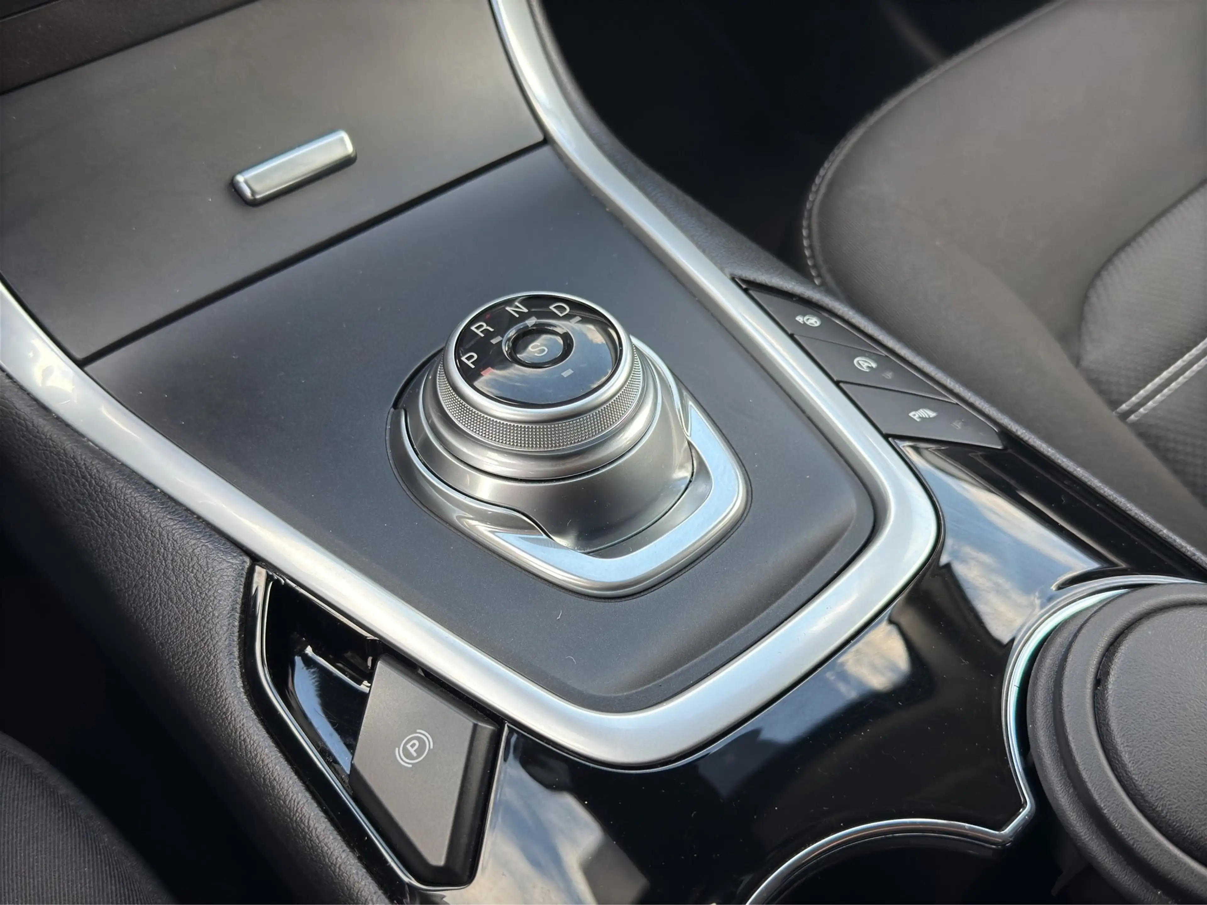 Ford Galaxy 2.0 TDCi Titanium Aut. 7-Sitzer/Kamera/AHK/Assist — photo 20